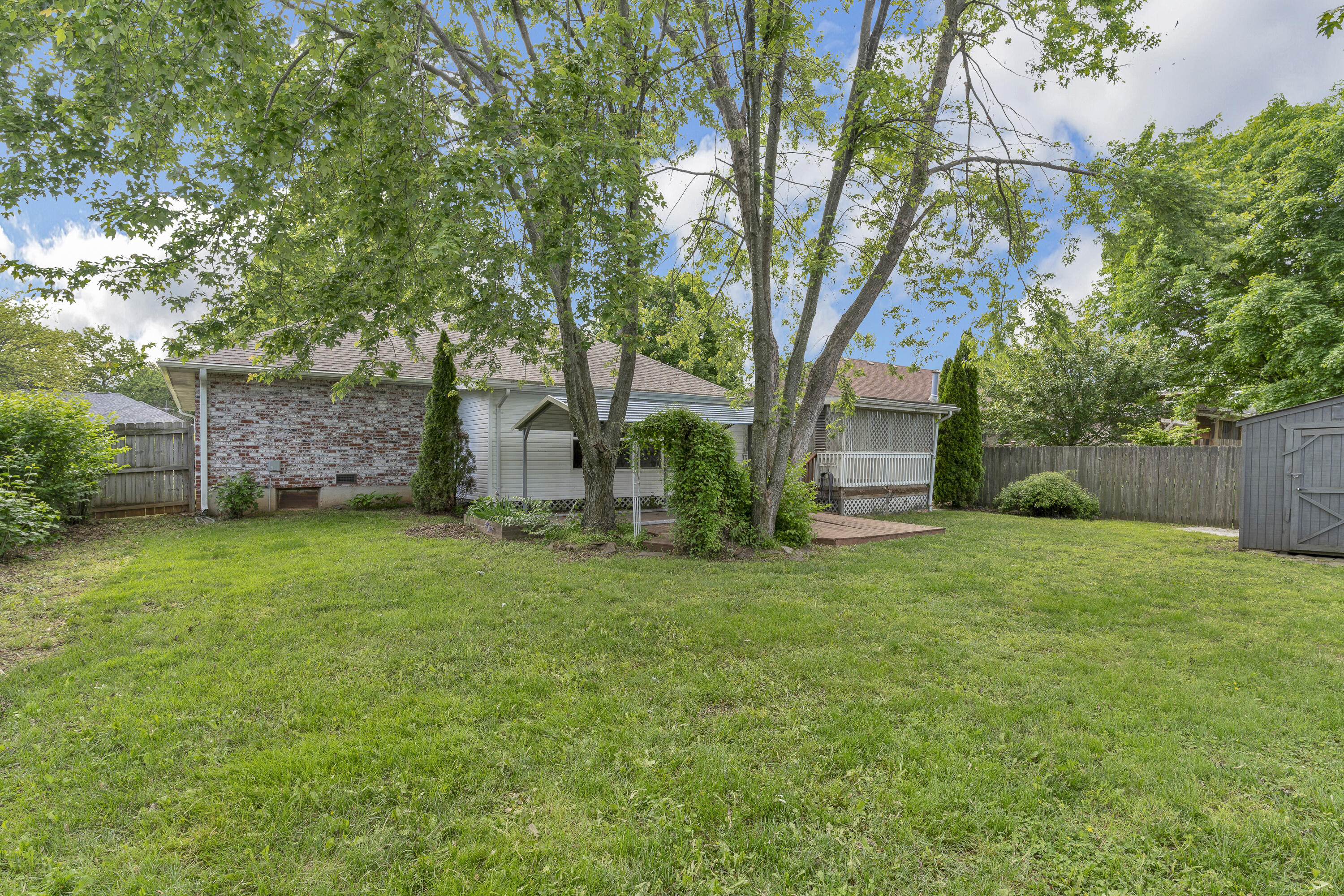 3563 South Western Avenue Property Photo 34
