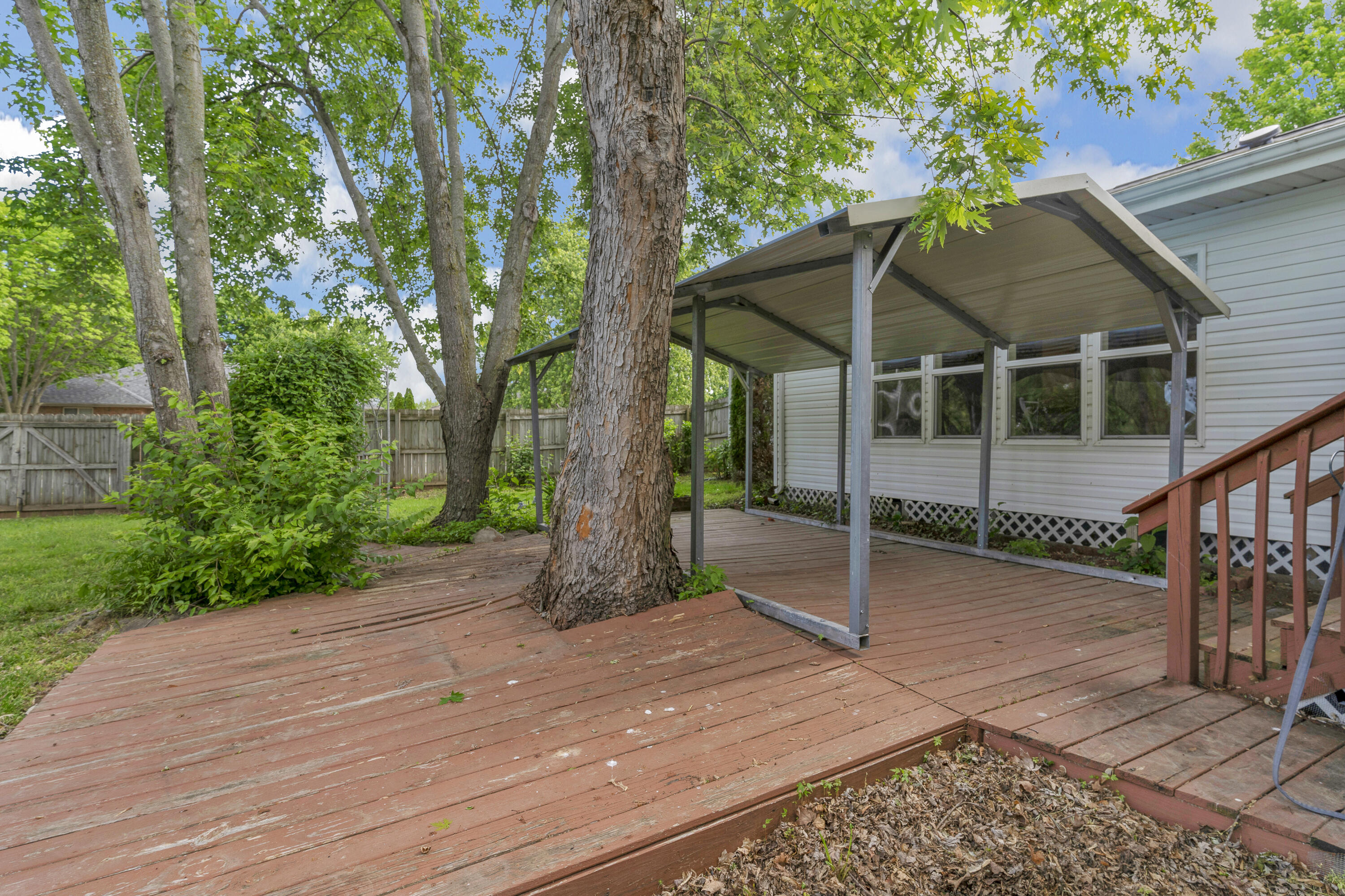 3563 South Western Avenue Property Photo 38