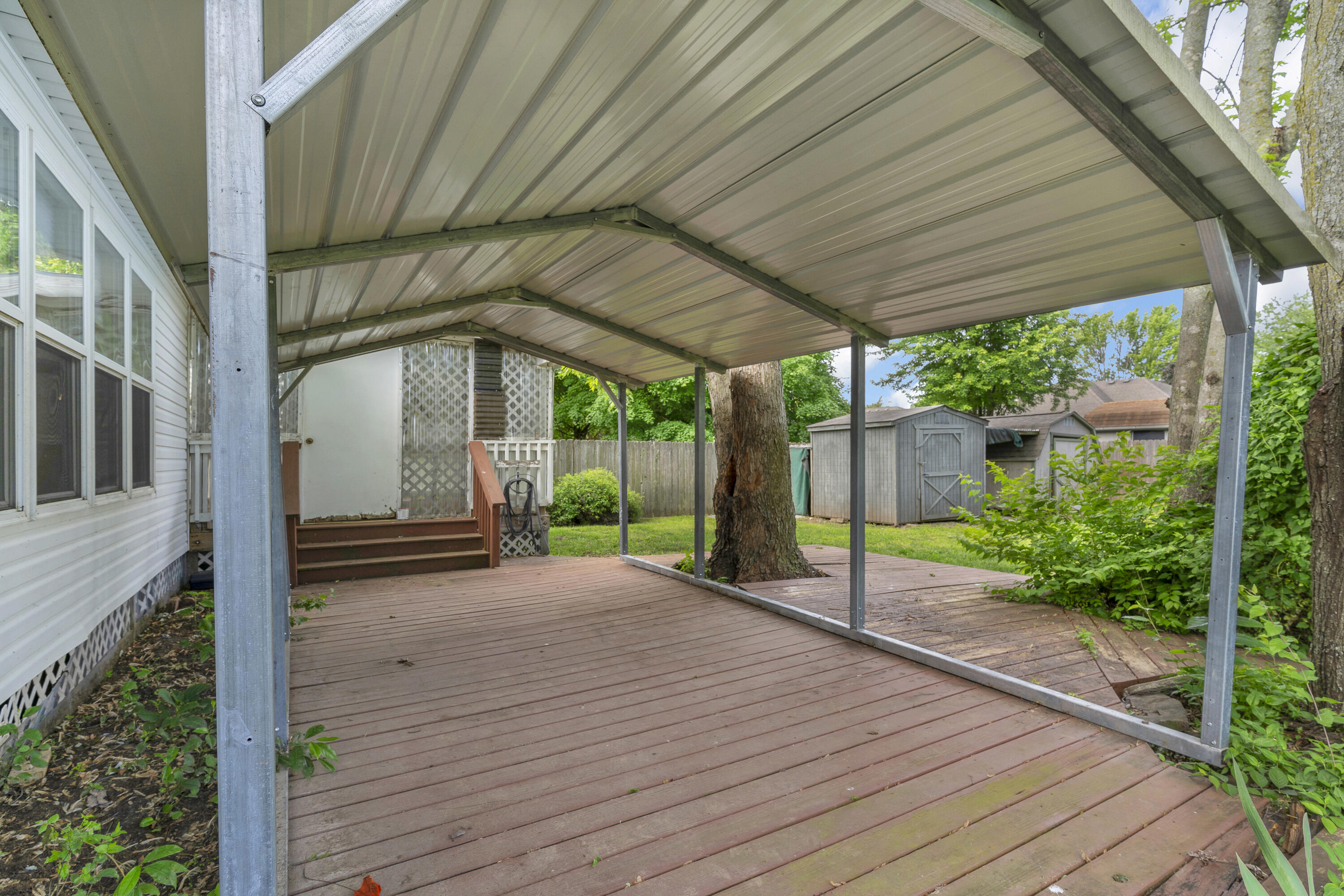 3563 South Western Avenue Property Photo 39