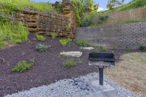 3009 North Vineyards Terrace Property Photo 10
