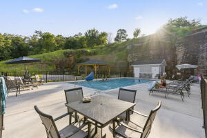 3009 North Vineyards Terrace Property Photo 18