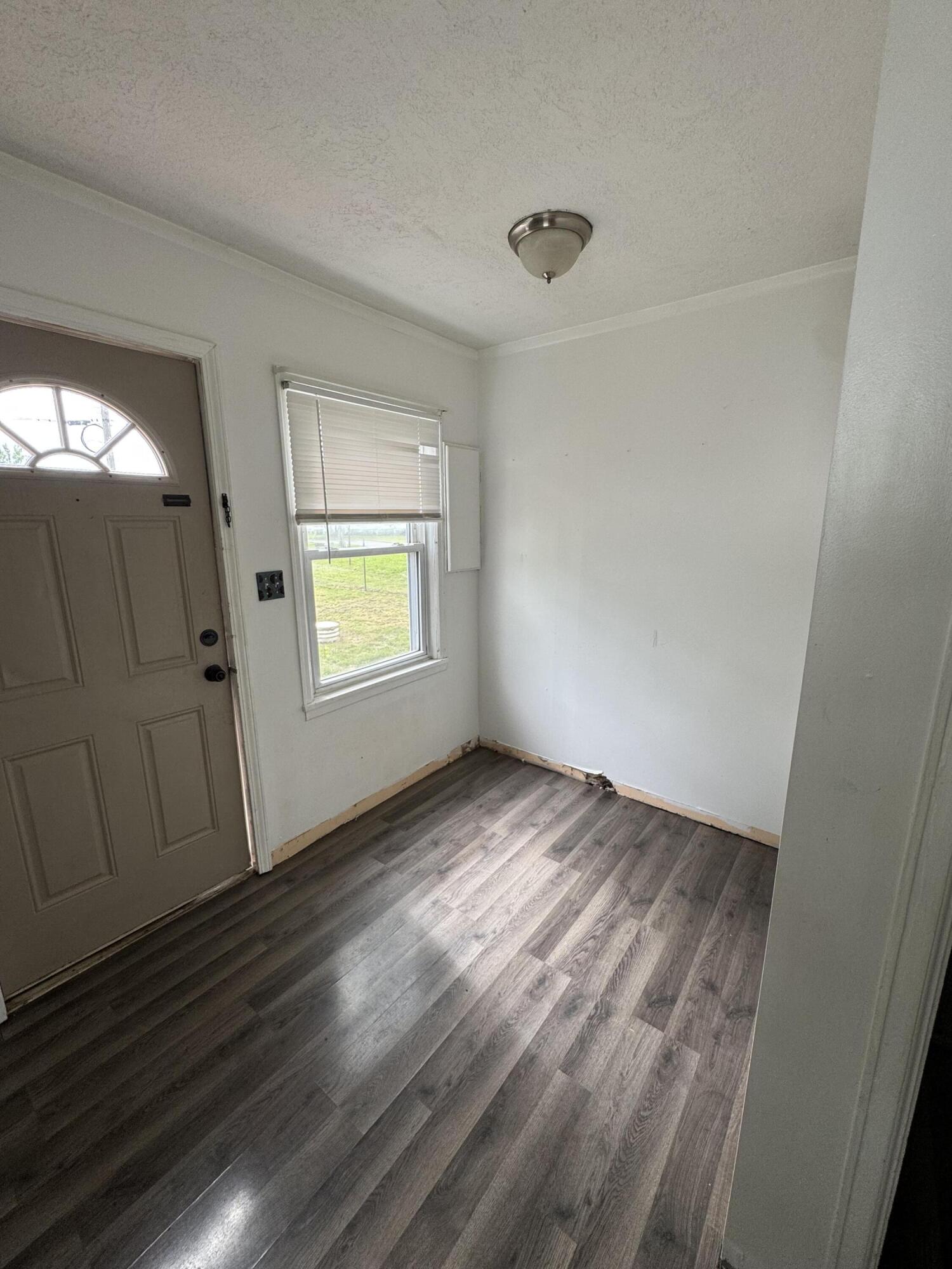 1161 Enfield Drive Property Photo 3