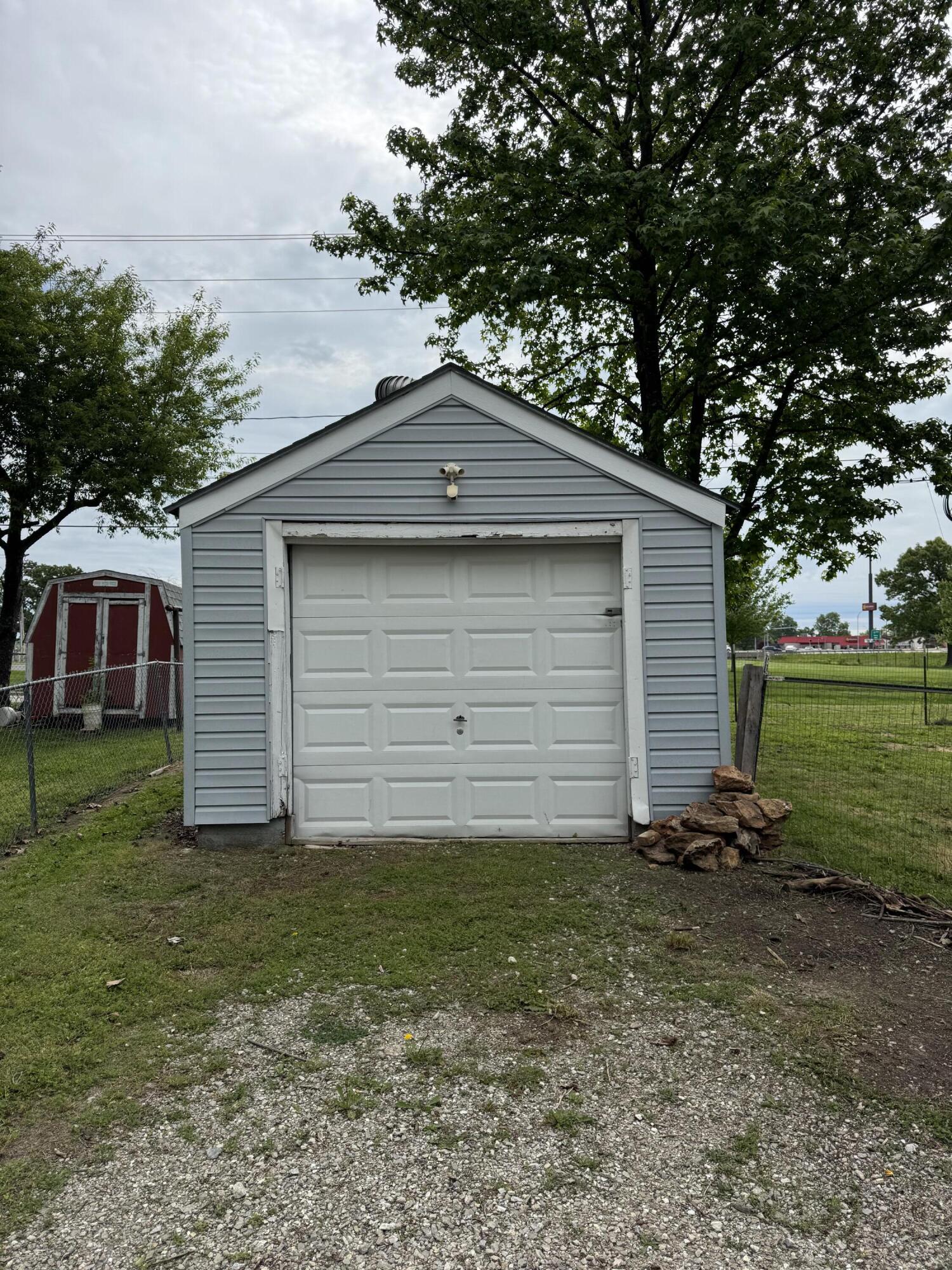 1161 Enfield Drive Property Photo 17