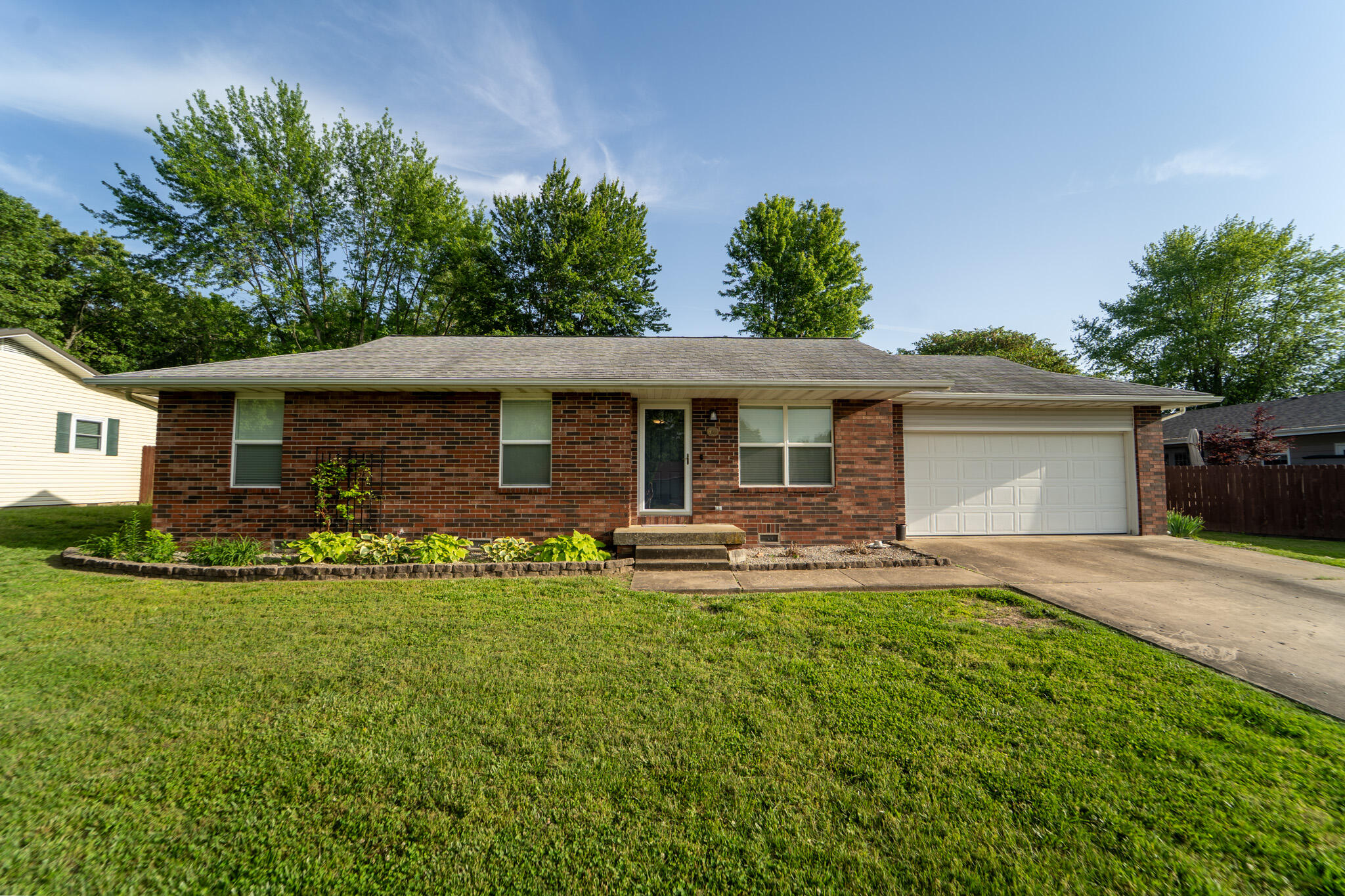 846 Price Street Property Photo