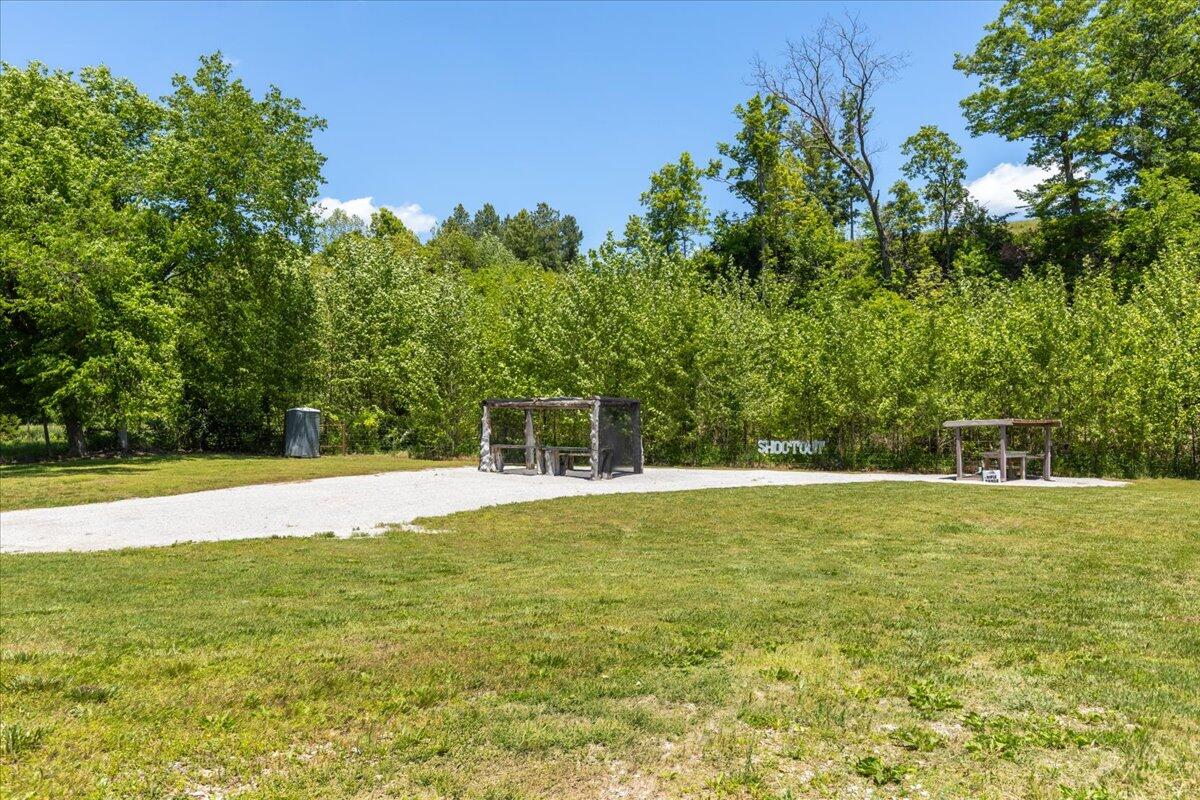 1633 Jessie James Road Property Photo 46