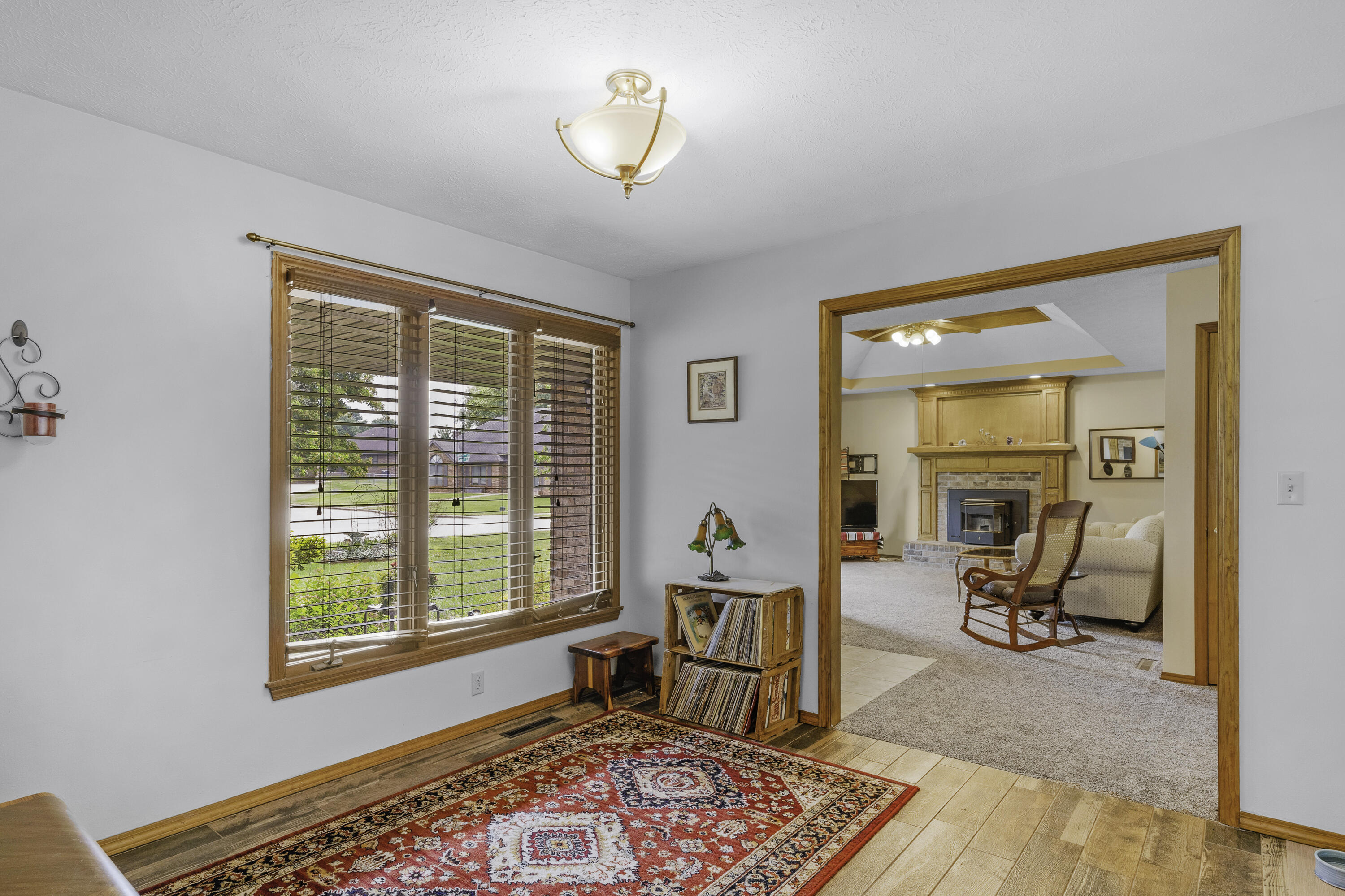 2515 South Laurel Avenue Property Photo 10
