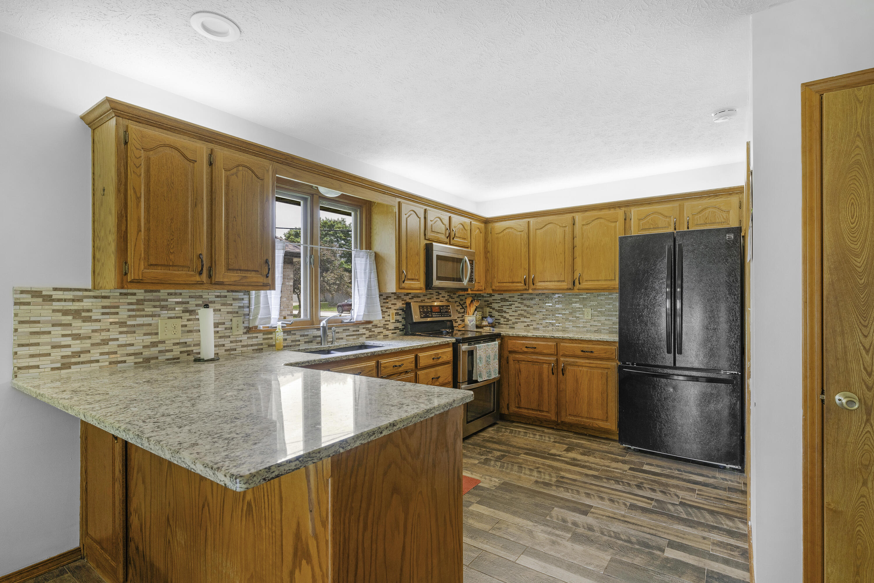 2515 South Laurel Avenue Property Photo 12