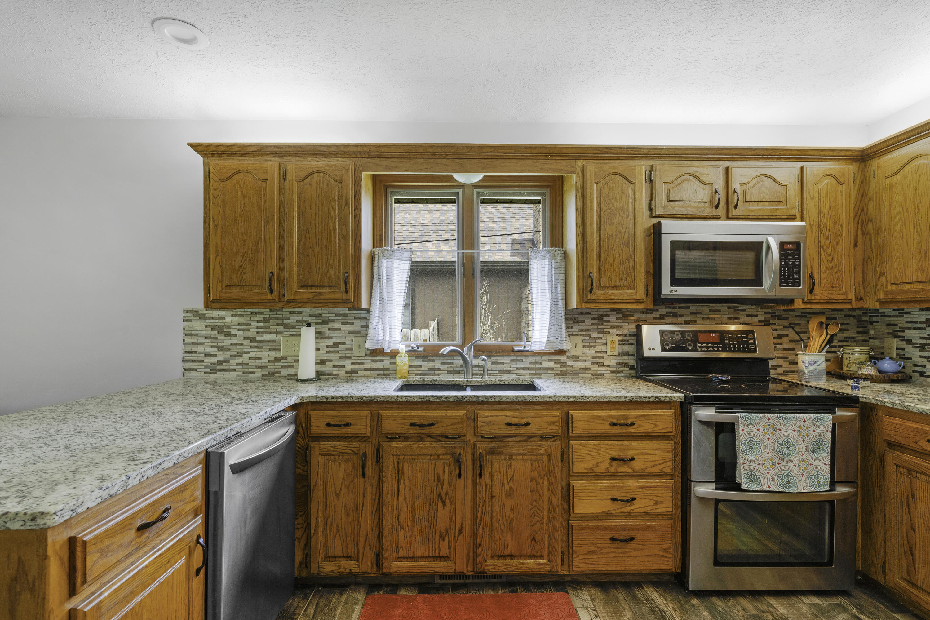 2515 South Laurel Avenue Property Photo 15