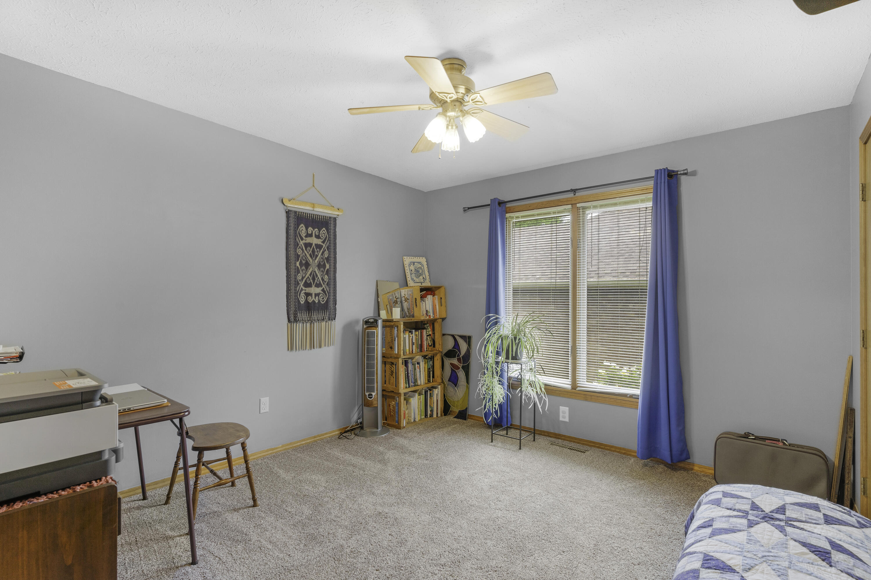 2515 South Laurel Avenue Property Photo 31
