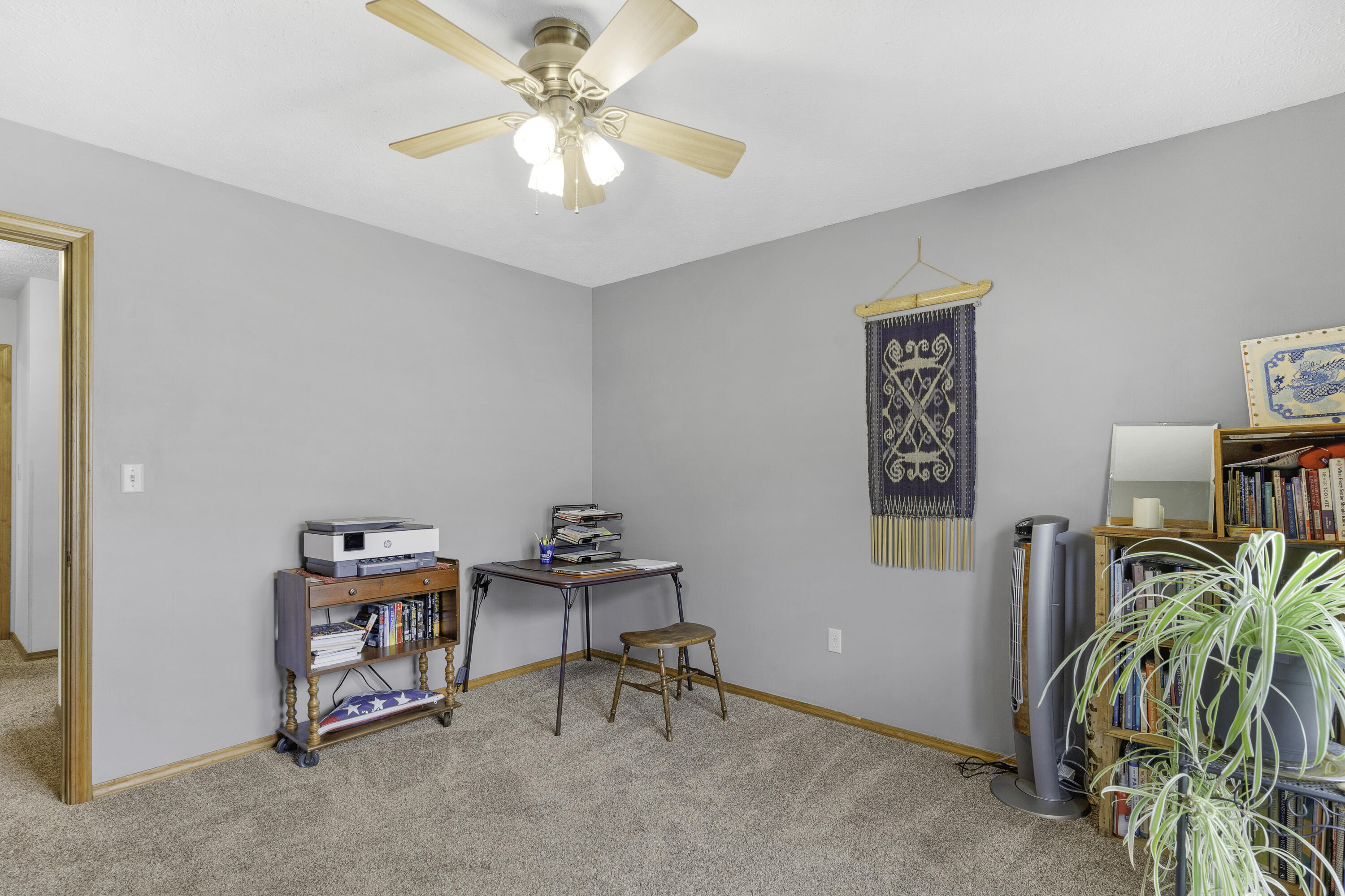 2515 South Laurel Avenue Property Photo 32