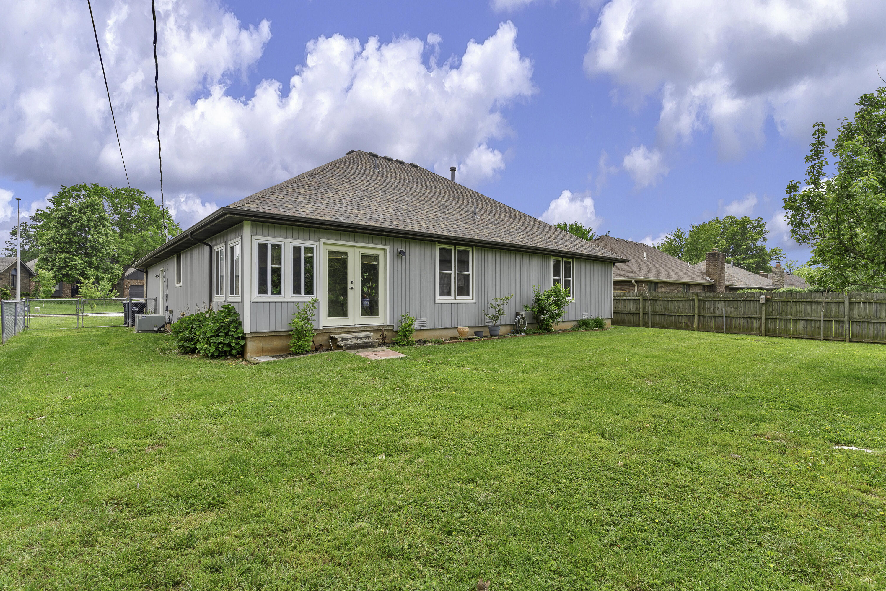 2515 South Laurel Avenue Property Photo 35