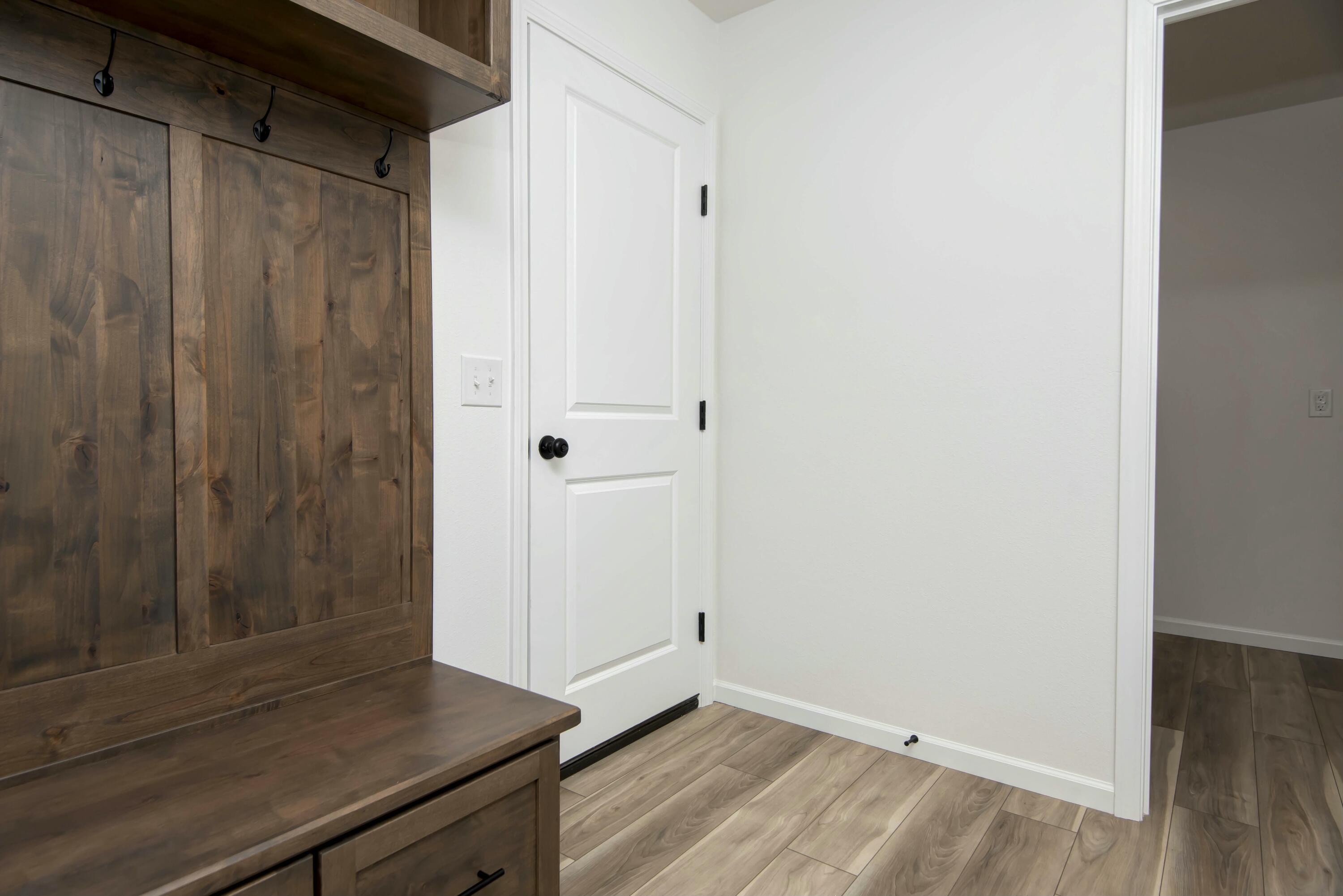 540 Spring Meadow Drive Property Photo 6