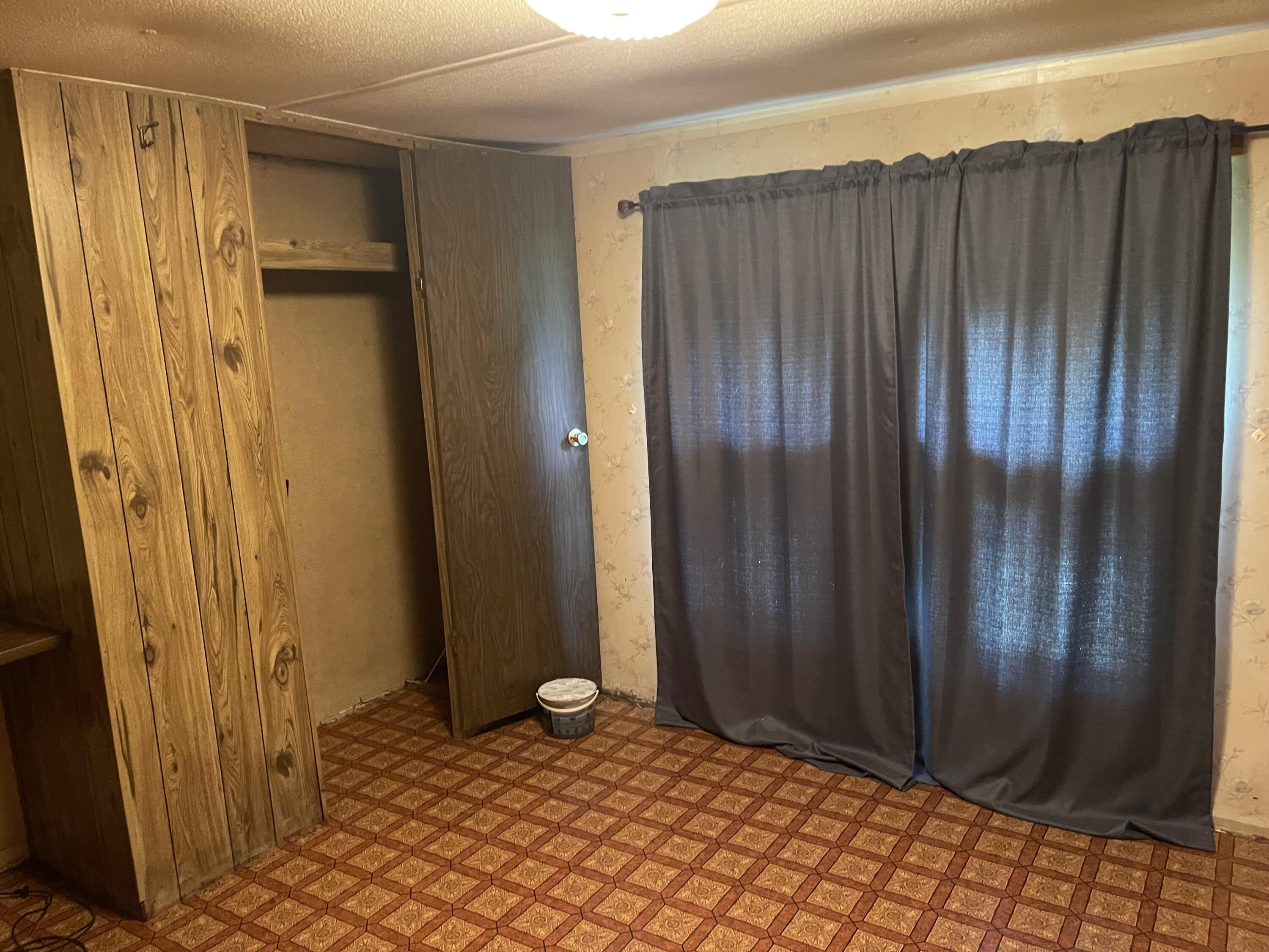 4002 White Oak Road Property Photo 10