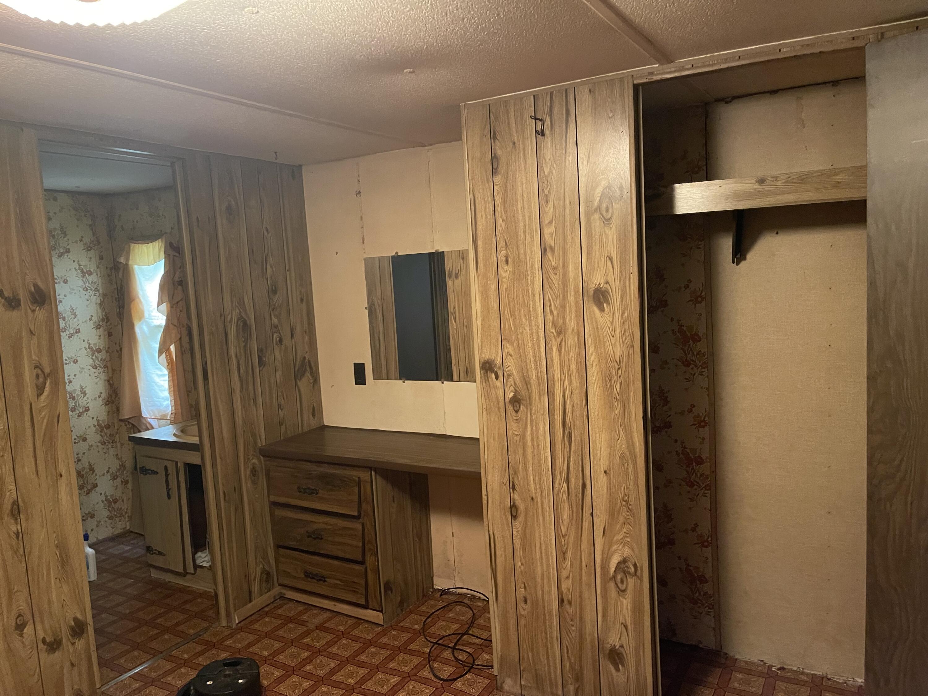 4002 White Oak Road Property Photo 11