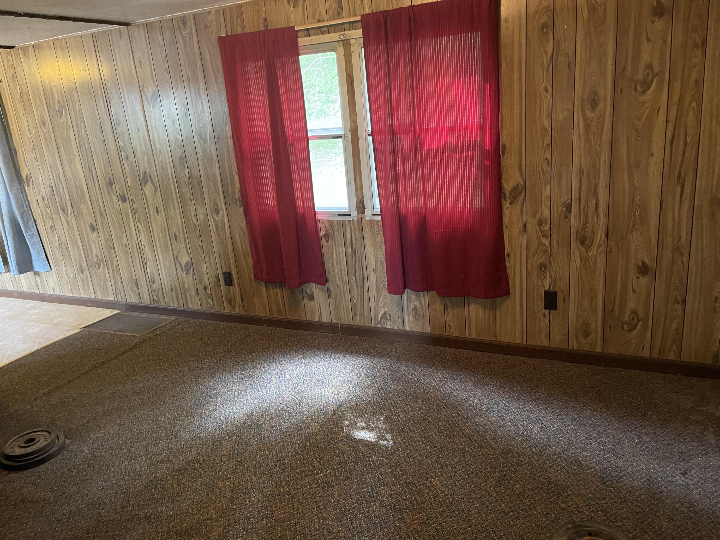 4002 White Oak Road Property Photo 12