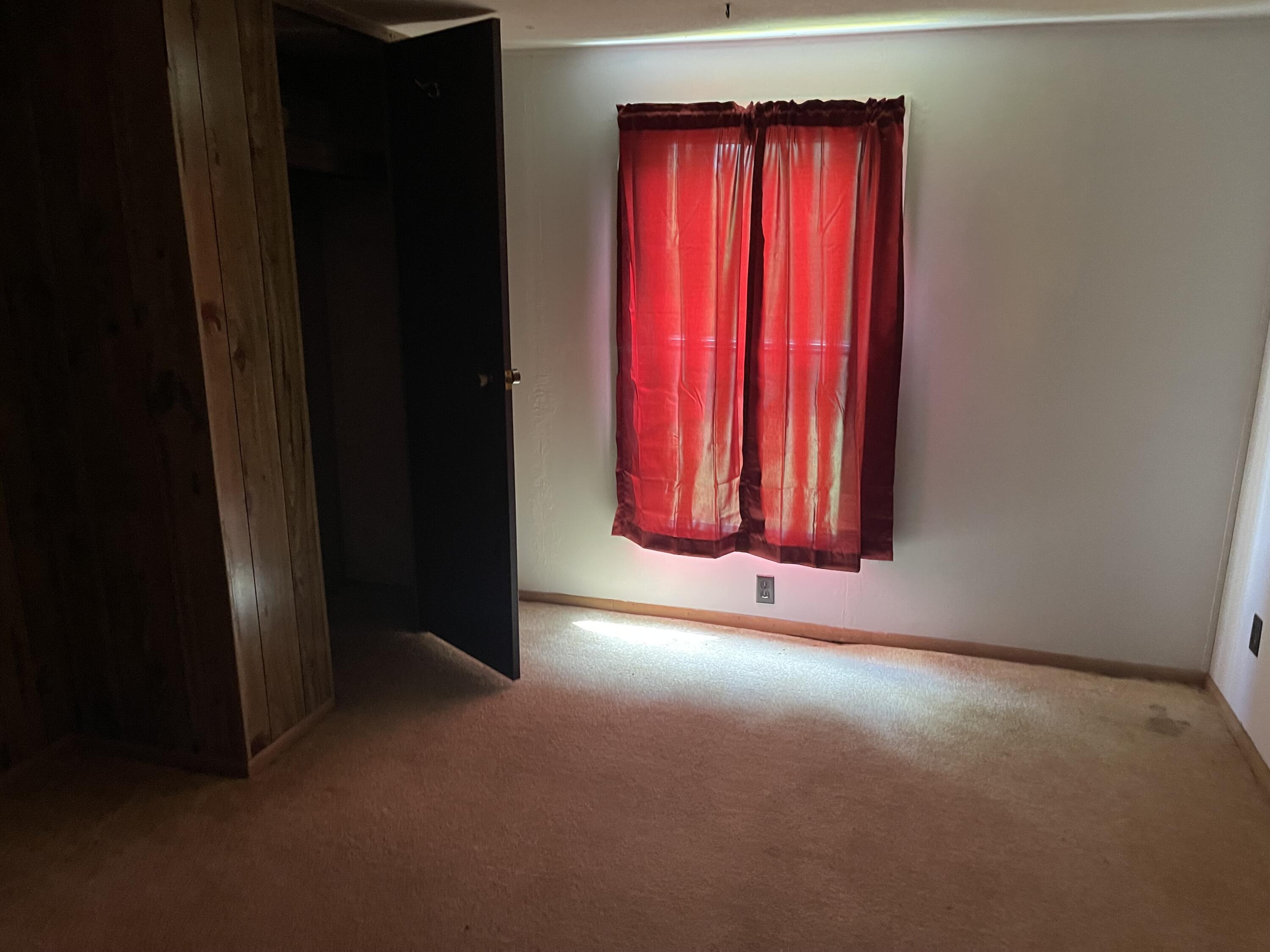 4002 White Oak Road Property Photo 13