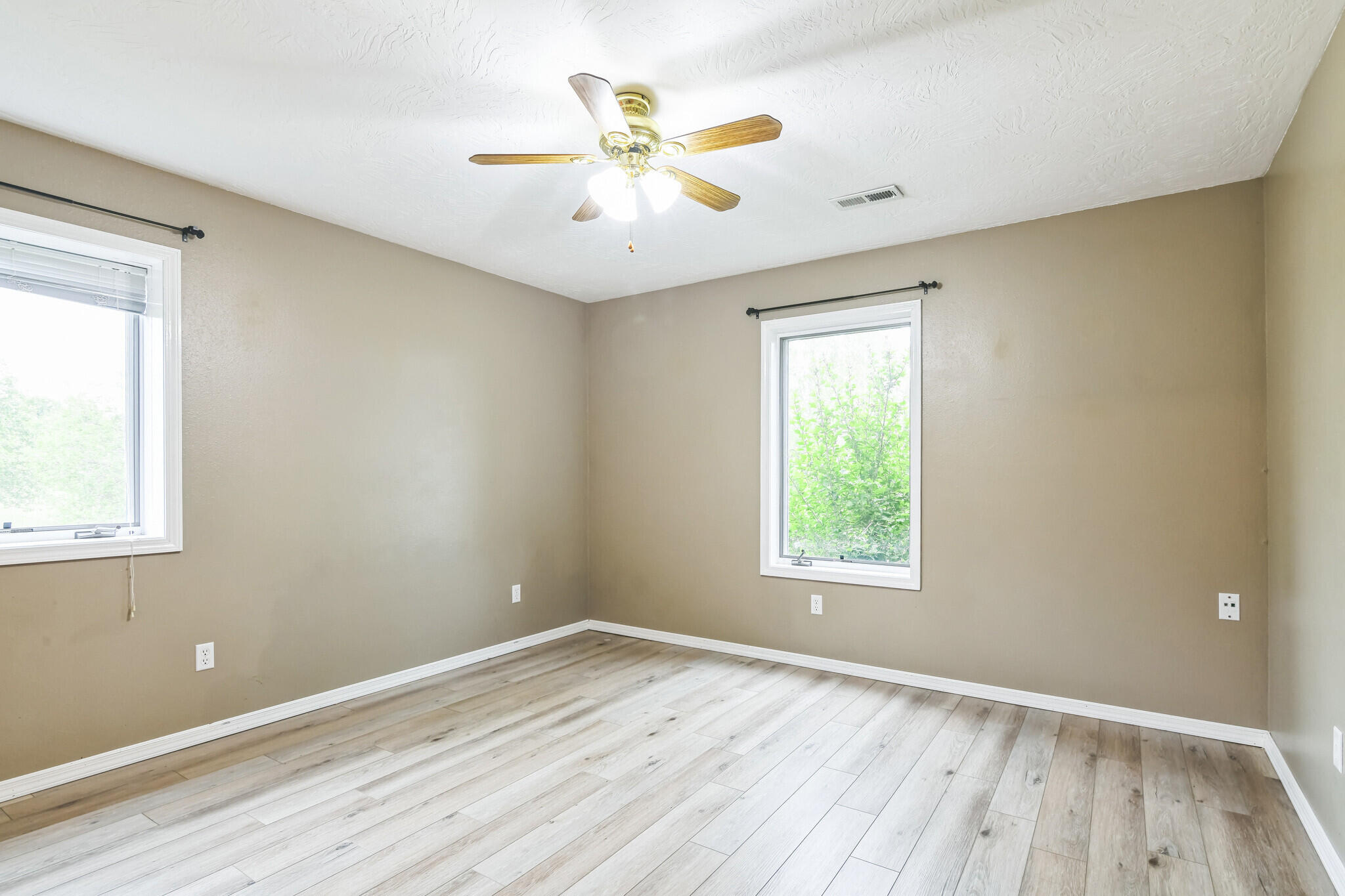 1888 South High Ridge Property Photo 25