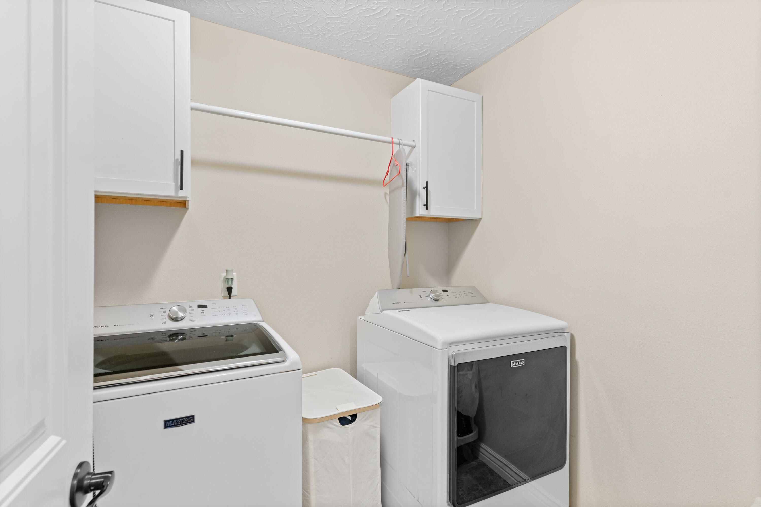 518 East Logan Street Property Photo 16