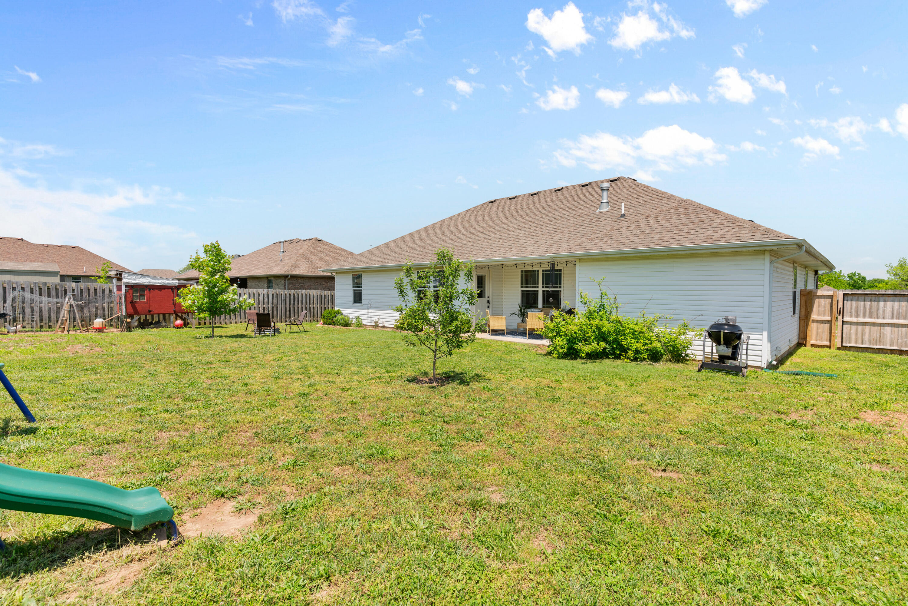 518 East Logan Street Property Photo 29