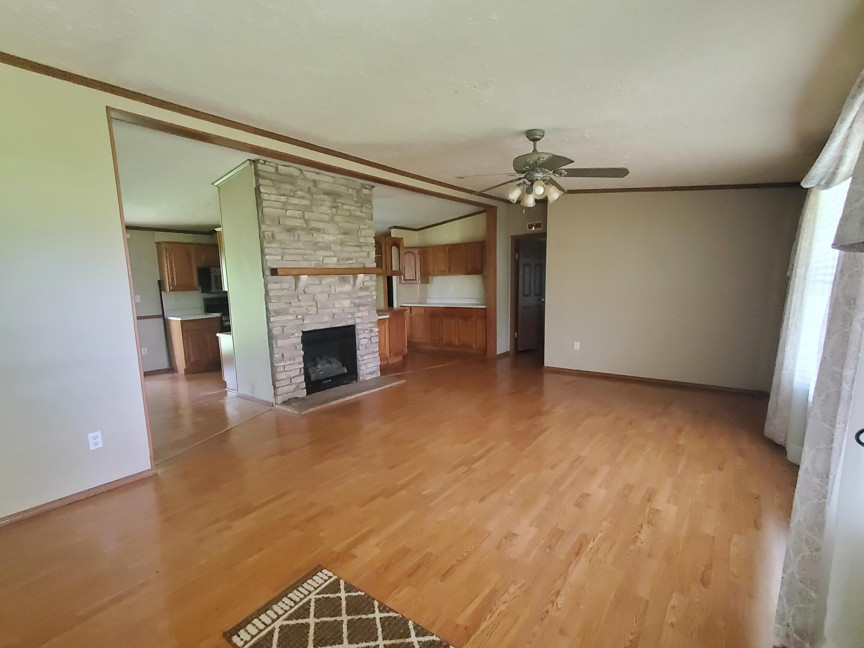 9753 Hwy 17 Property Photo 6