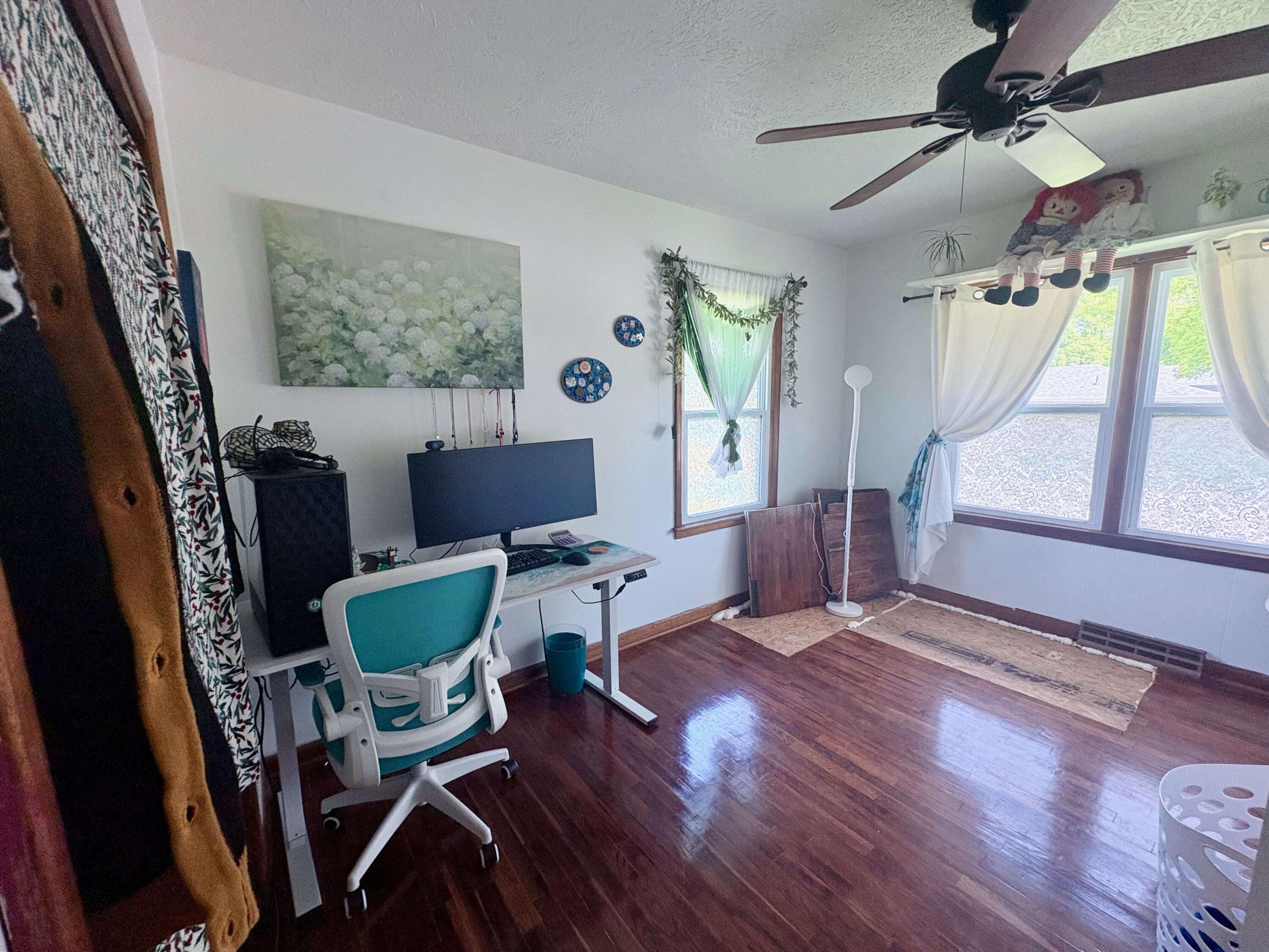 109 North Pine Street Property Photo 18