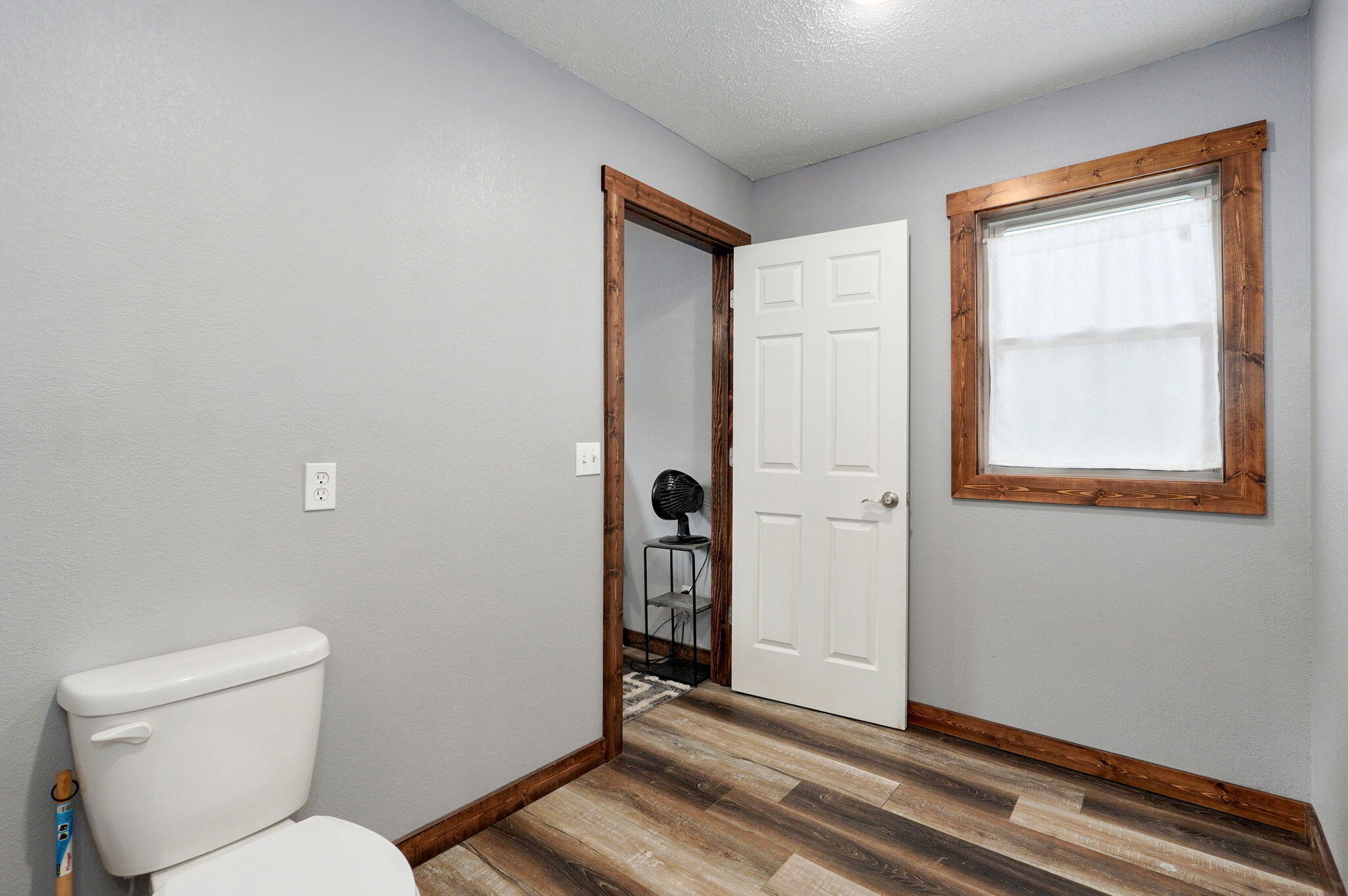 2121 East 505th Road Property Photo 19