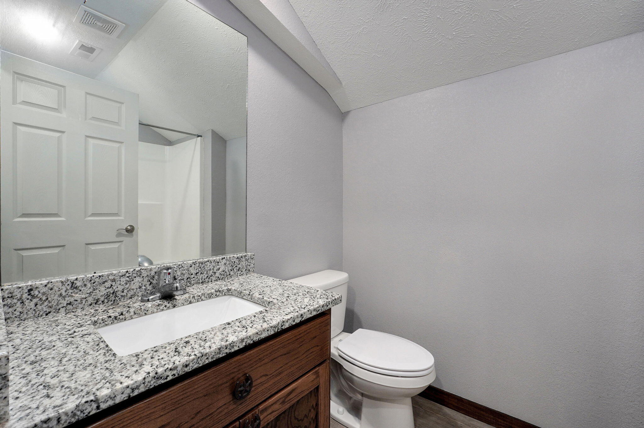 2121 East 505th Road Property Photo 28