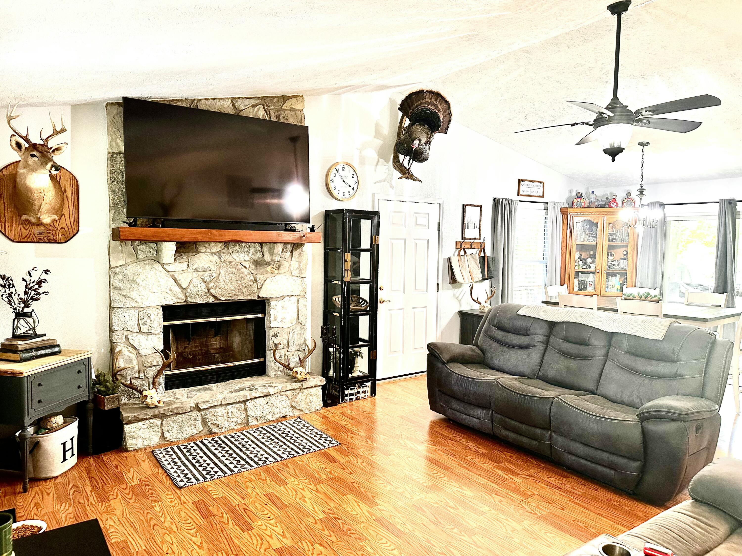64 Deer Park Circle Property Photo 8
