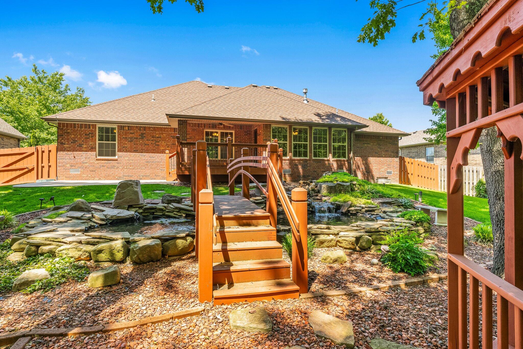 5628 South Winsor Drive Property Photo 30