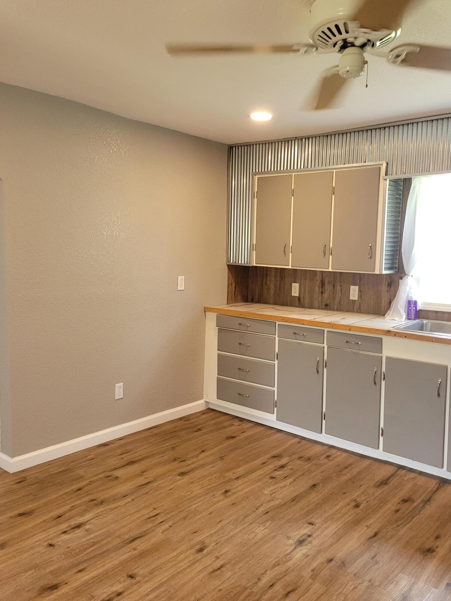 1815 Ashley Road Property Photo 4