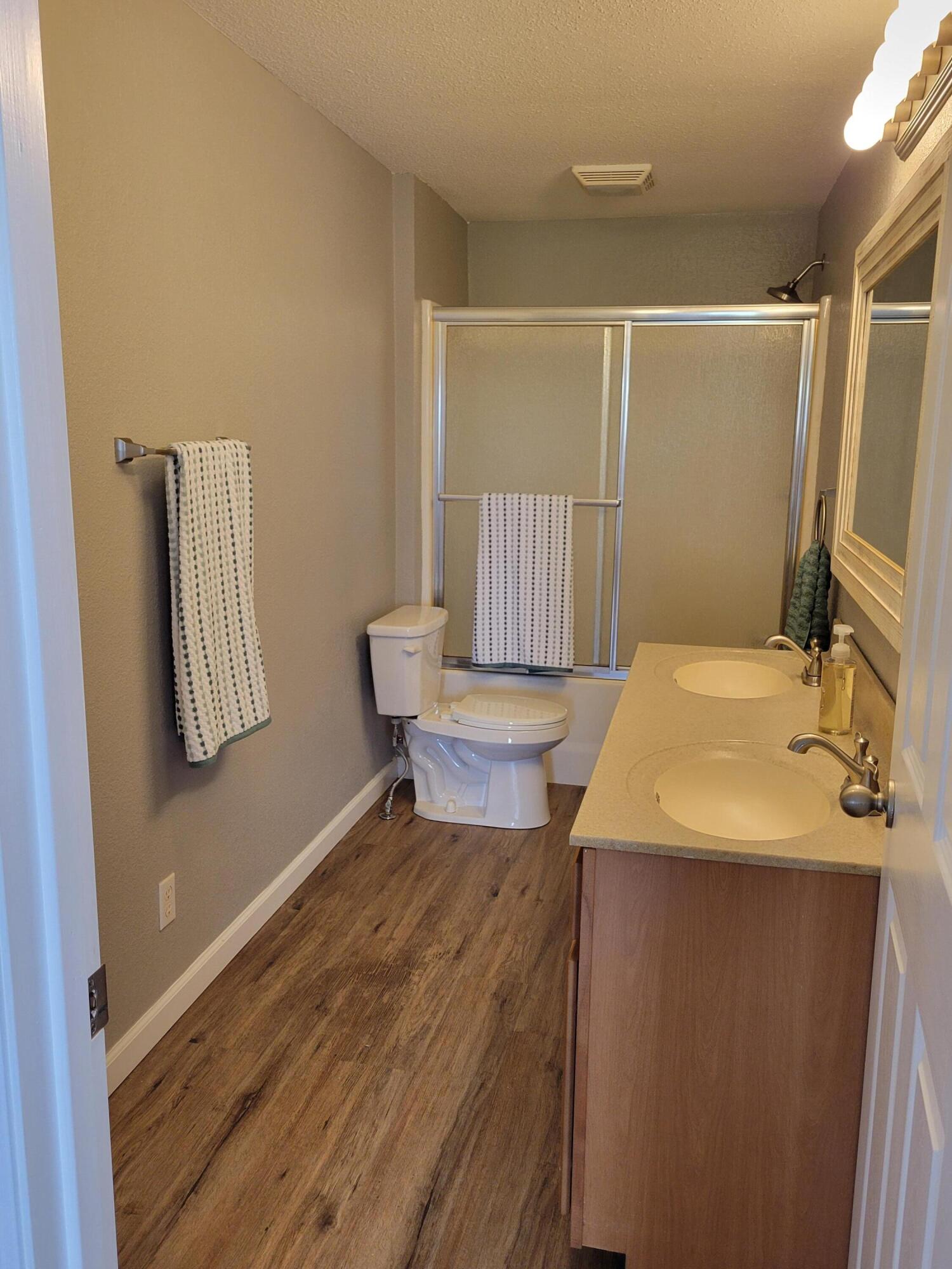 1815 Ashley Road Property Photo 9