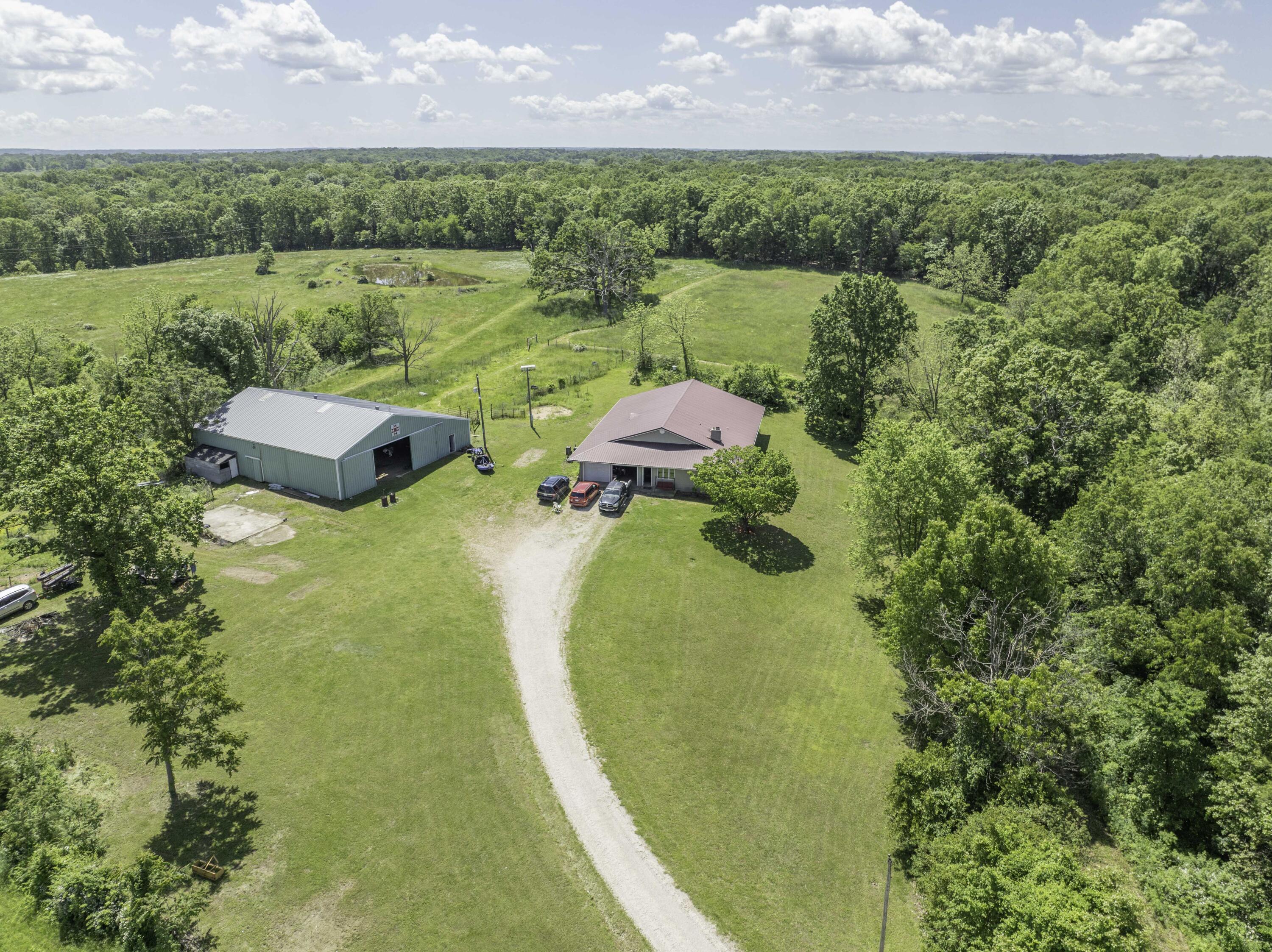 12056 Farm Road 1100 Property Photo 7