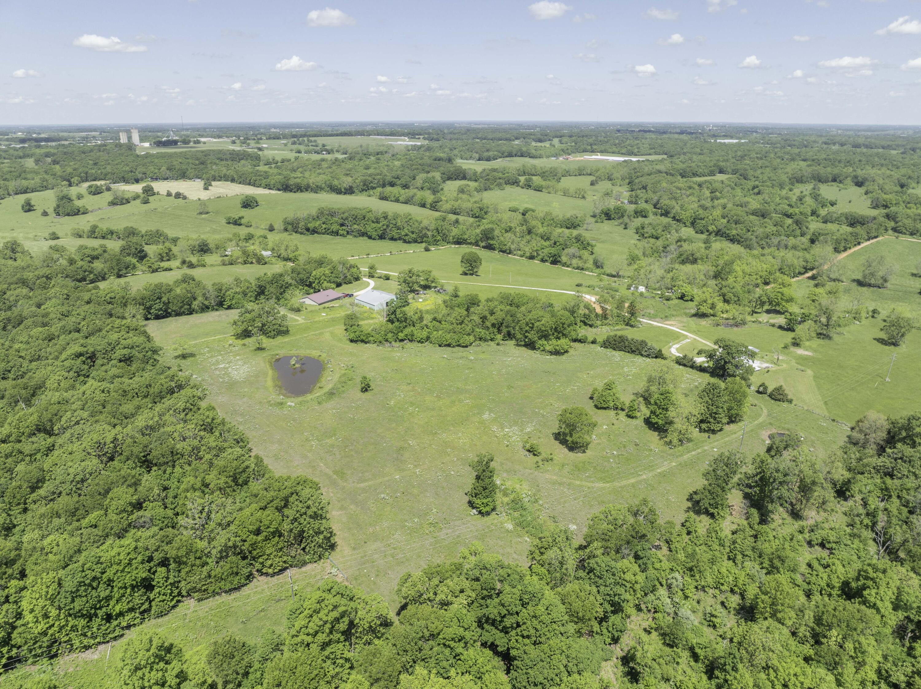 12056 Farm Road 1100 Property Photo 12