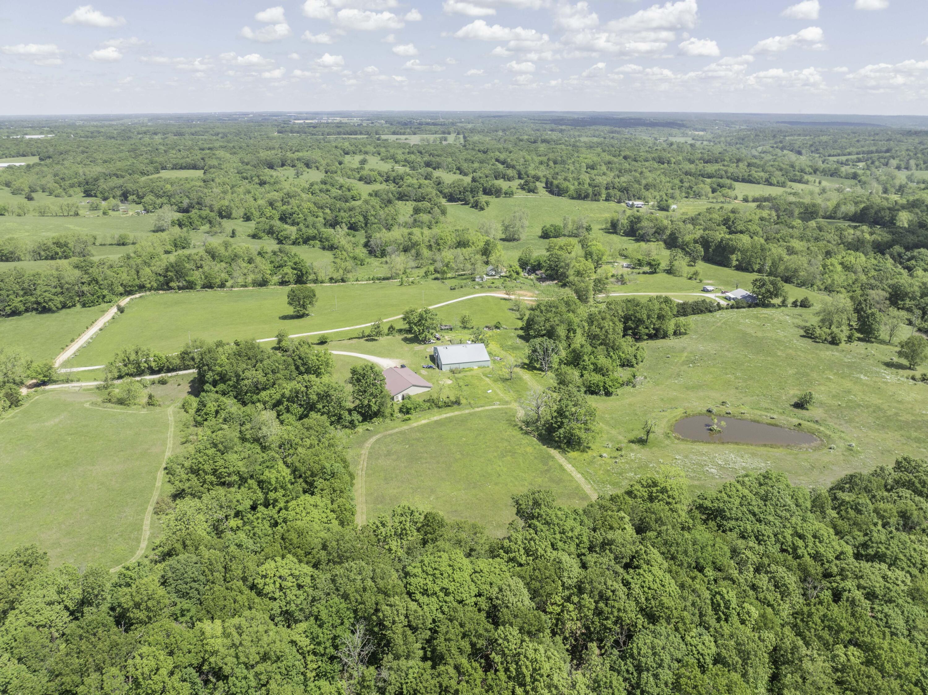 12056 Farm Road 1100 Property Photo 14