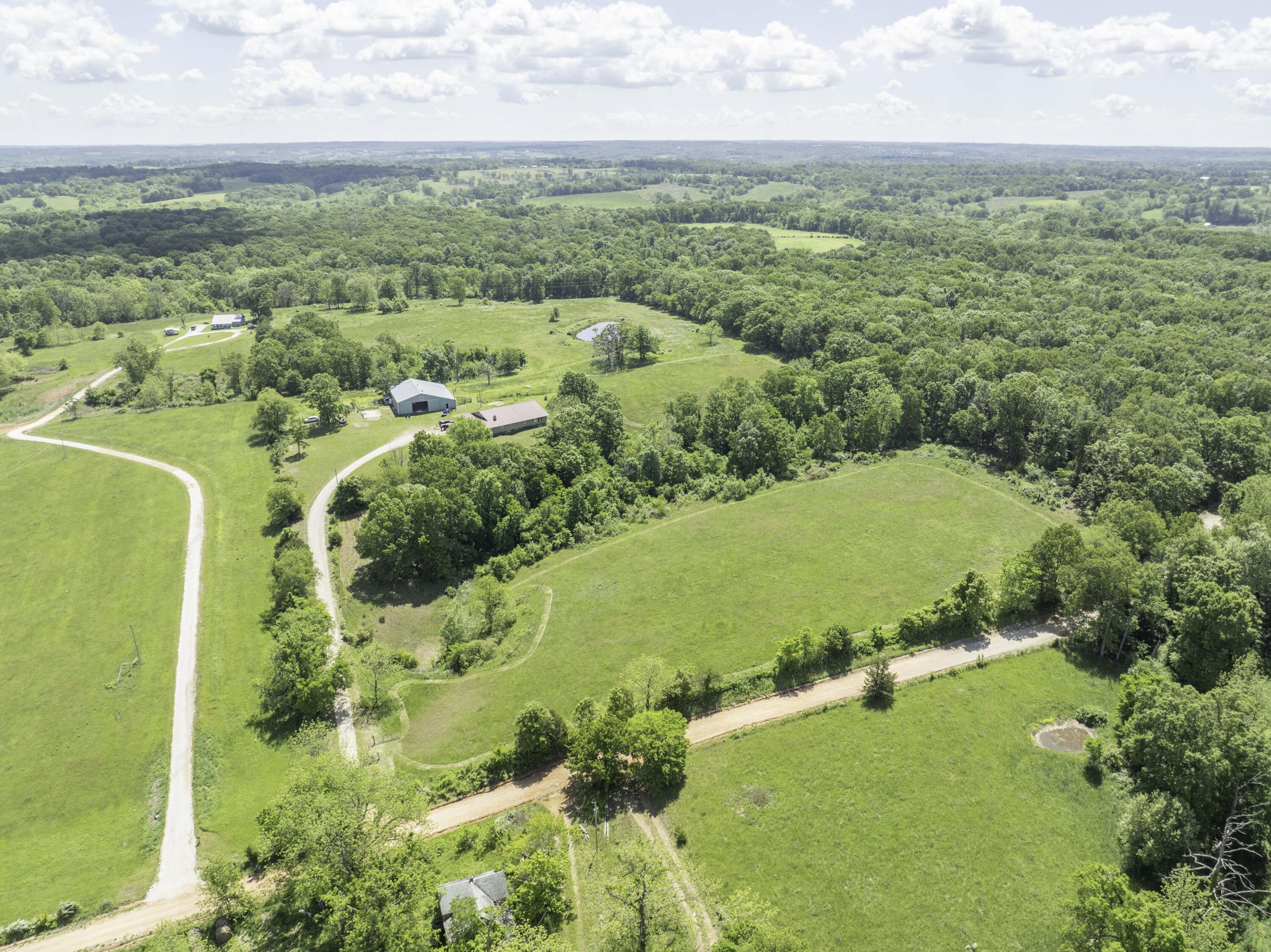 12056 Farm Road 1100 Property Photo 17
