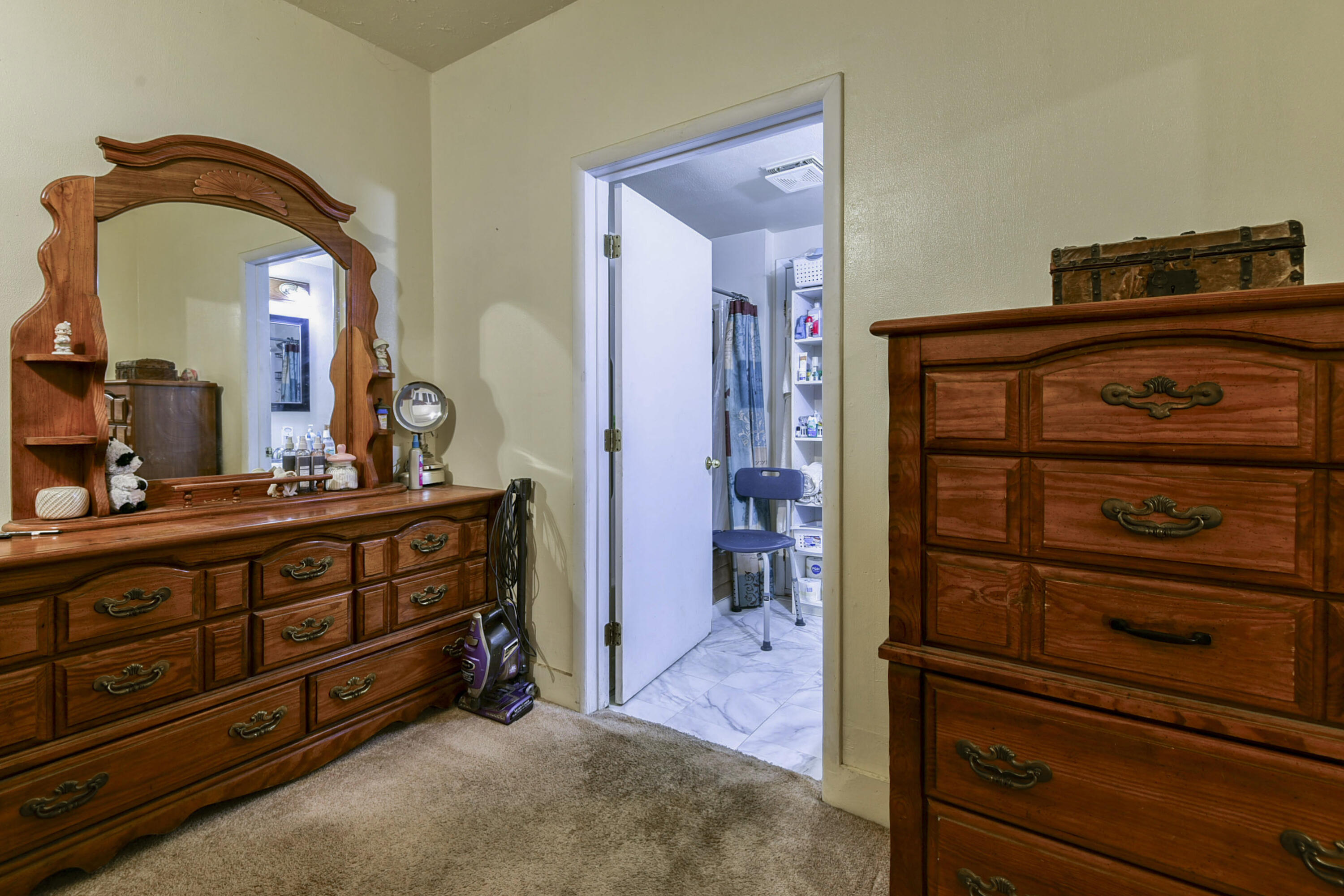 12056 Farm Road 1100 Property Photo 25