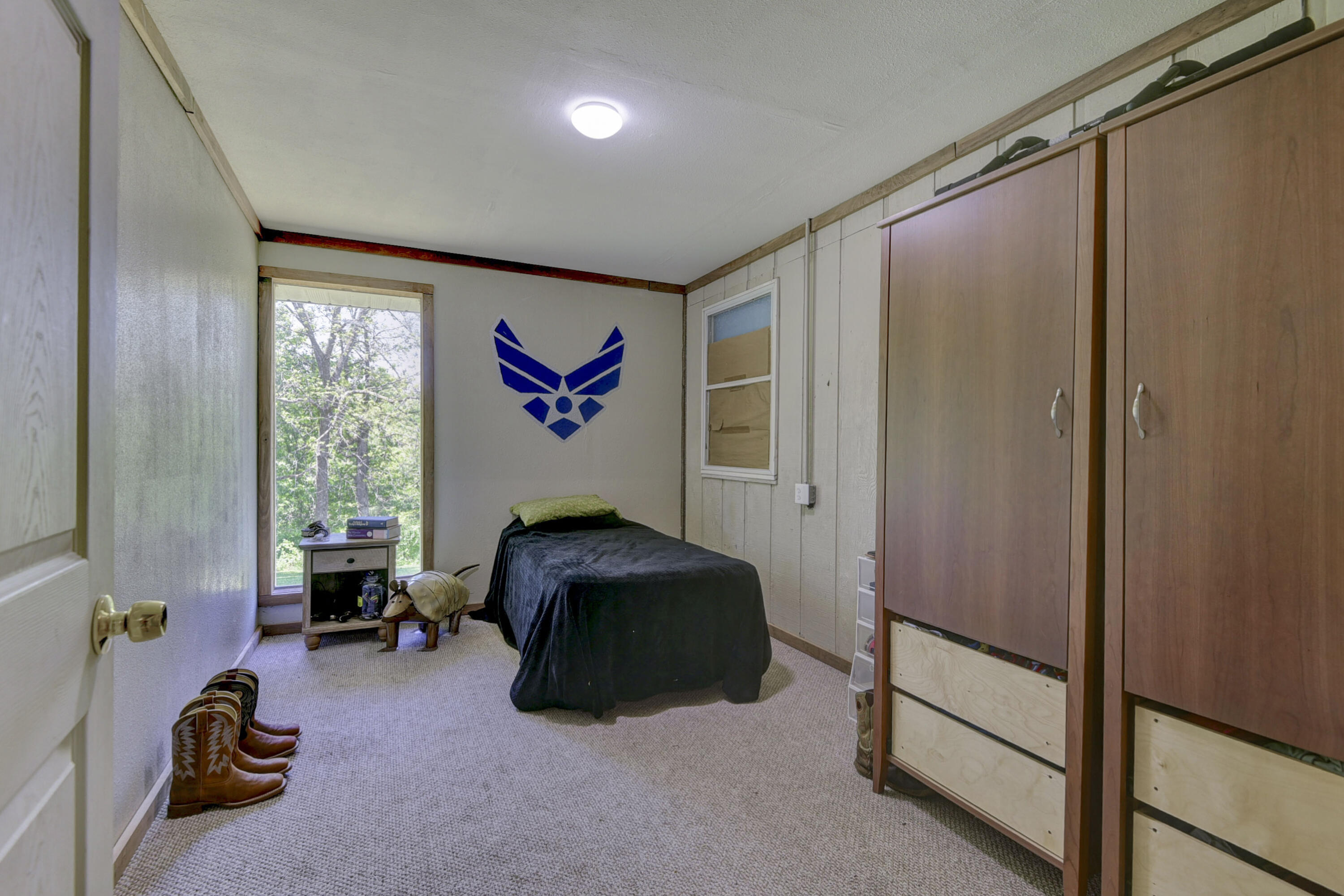12056 Farm Road 1100 Property Photo 31