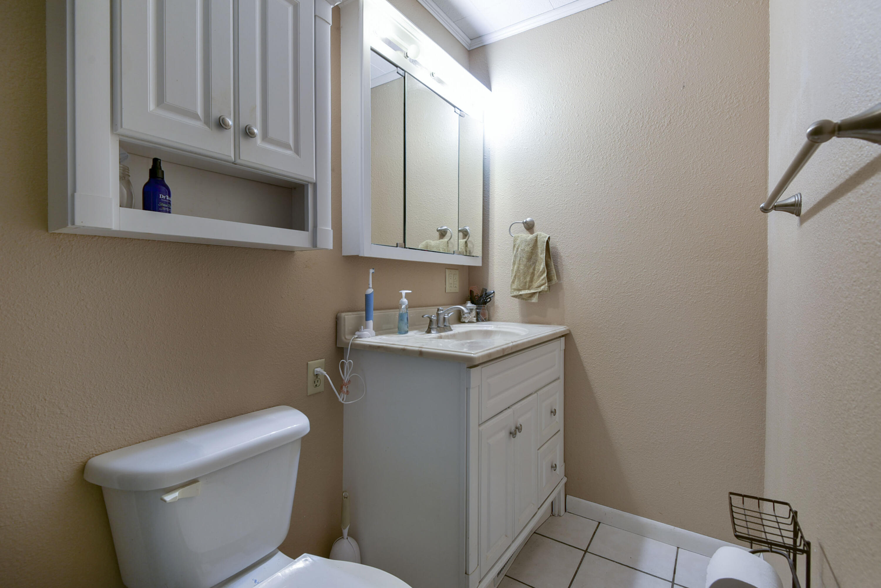 12056 Farm Road 1100 Property Photo 35