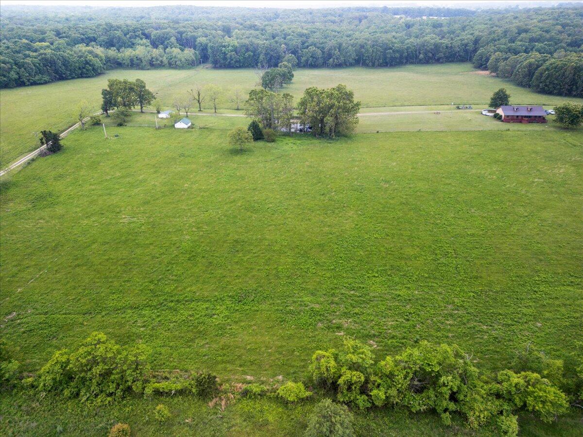 6203 County Road 1750 Property Photo 9