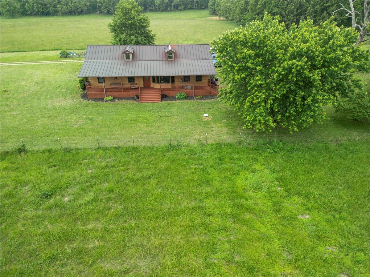 6203 County Road 1750 Property Photo 15