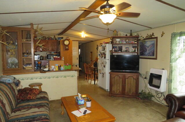136 East Kanel Avenue Property Photo 5