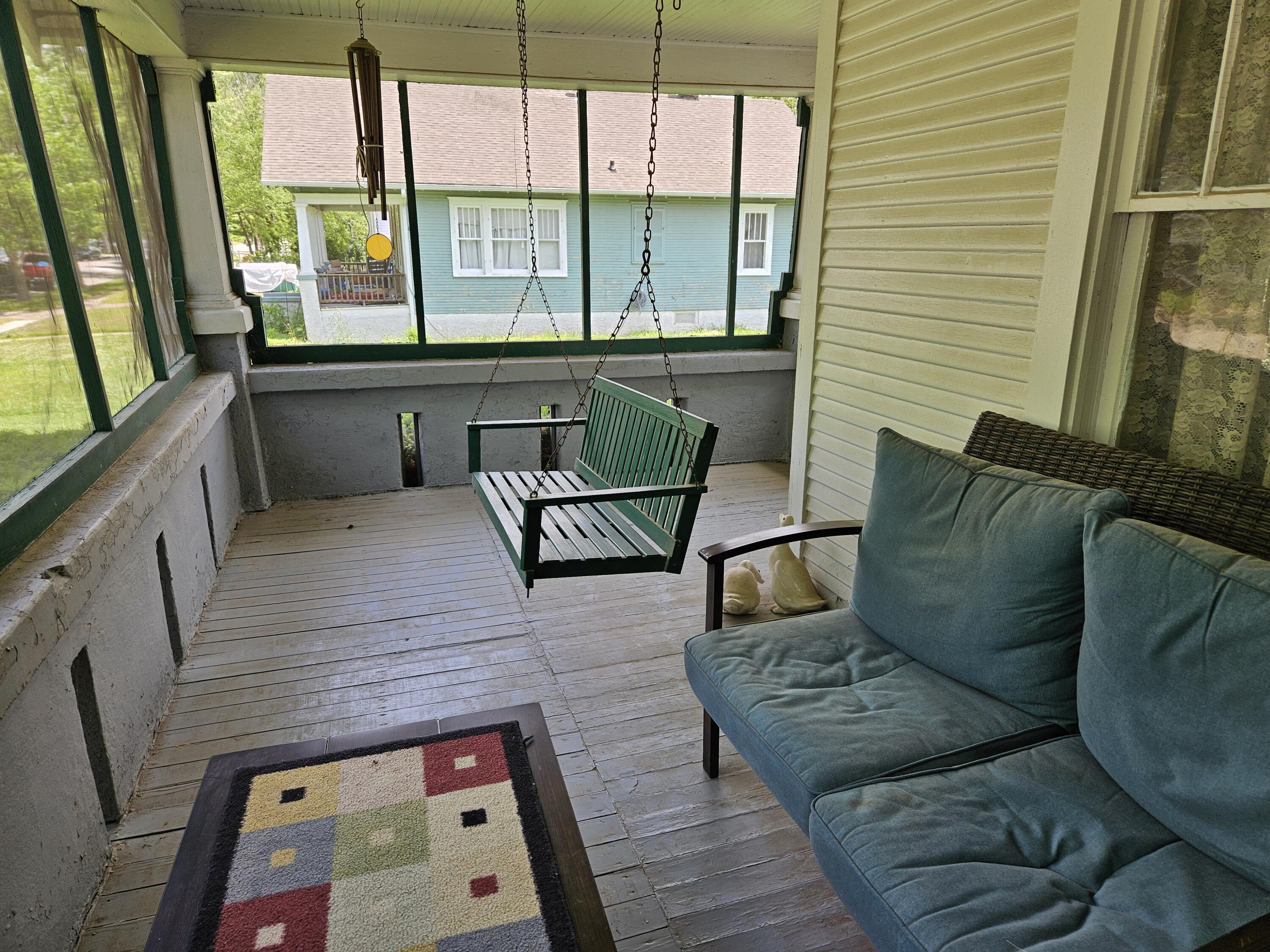 430 West Pleasant Street Property Photo 3