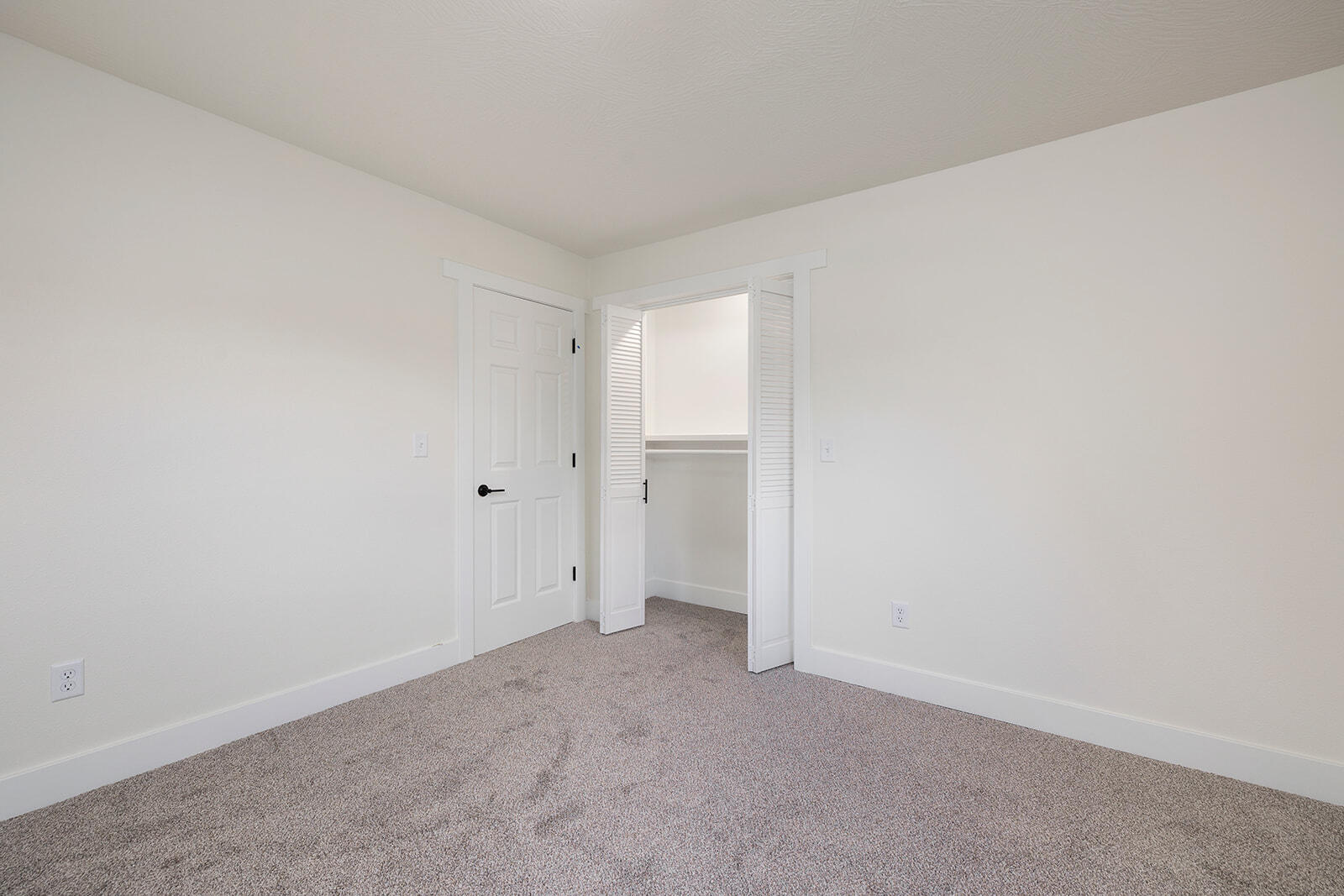 2032 South Brighton Drive Property Photo 21