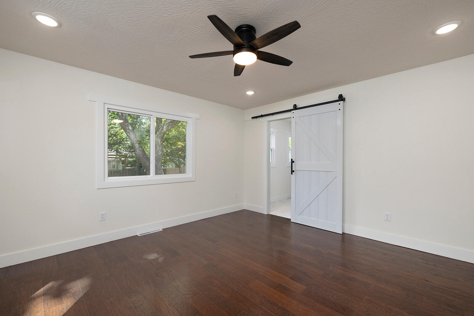 2032 South Brighton Drive Property Photo 24