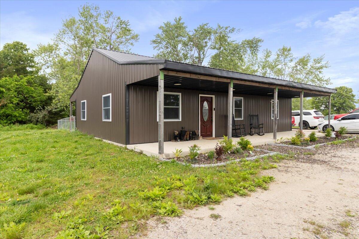 5581 Highway 95 Property Photo 3