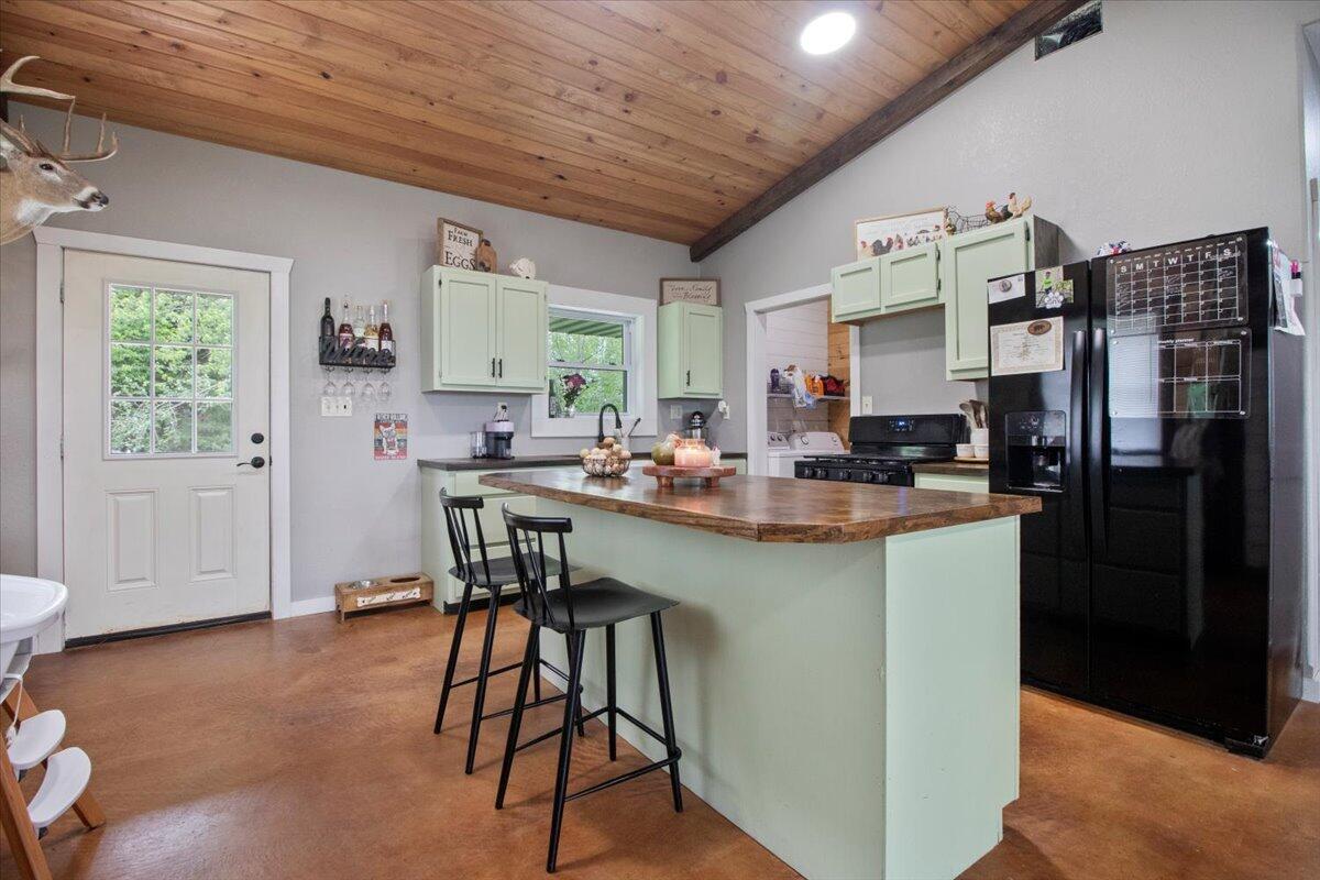 5581 Highway 95 Property Photo 7