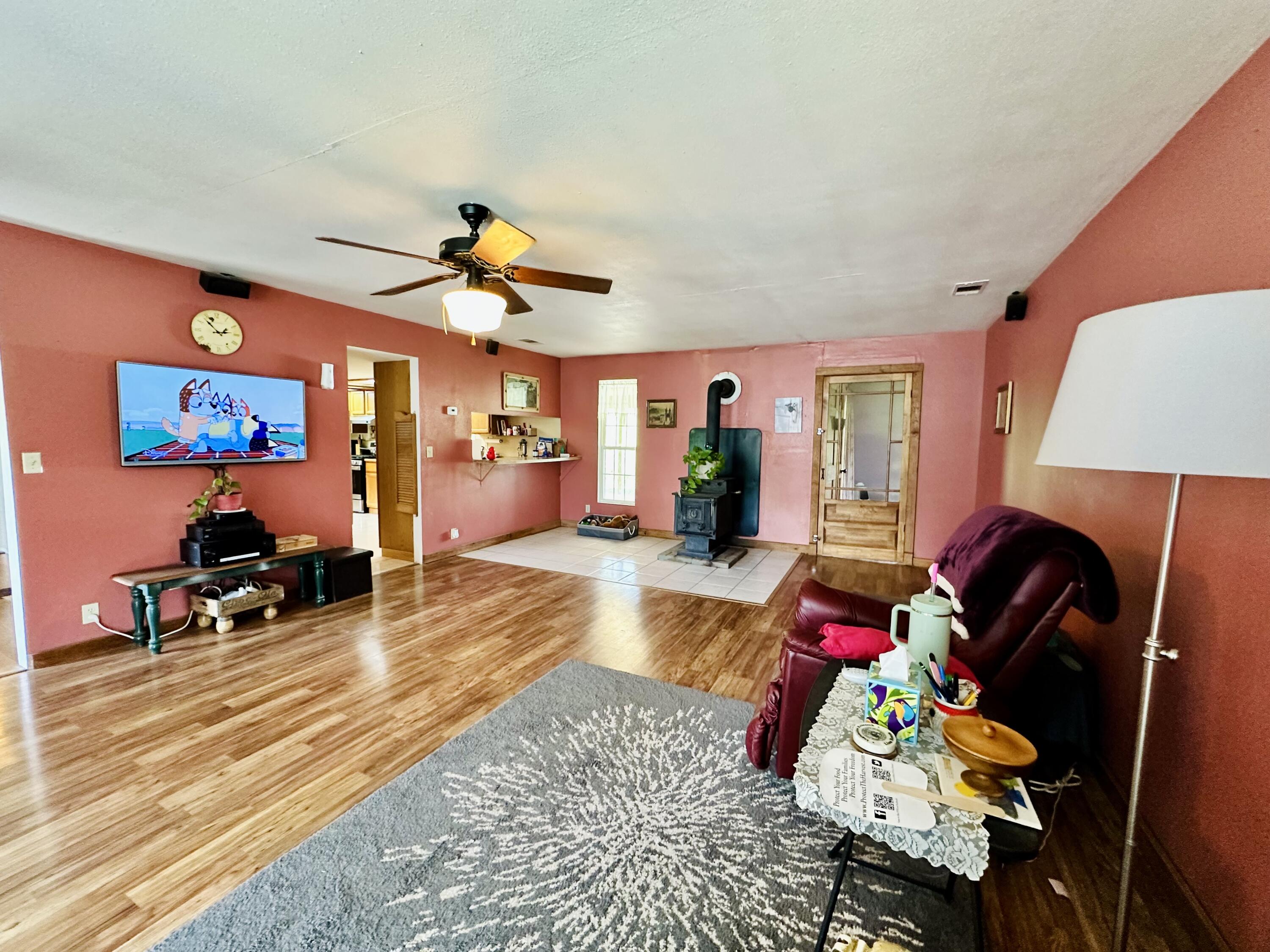 18061 Grogan Road Property Photo 7