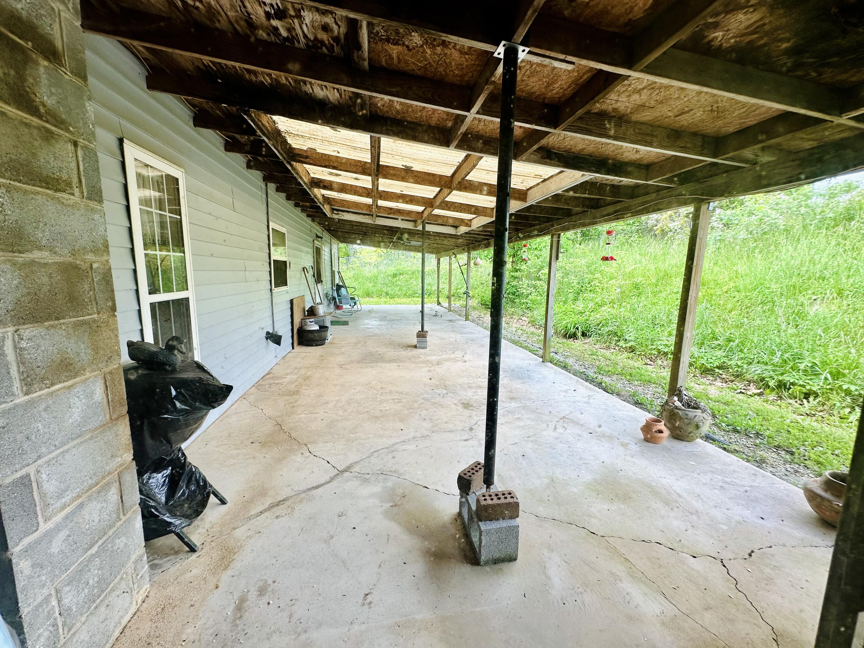 18061 Grogan Road Property Photo 23