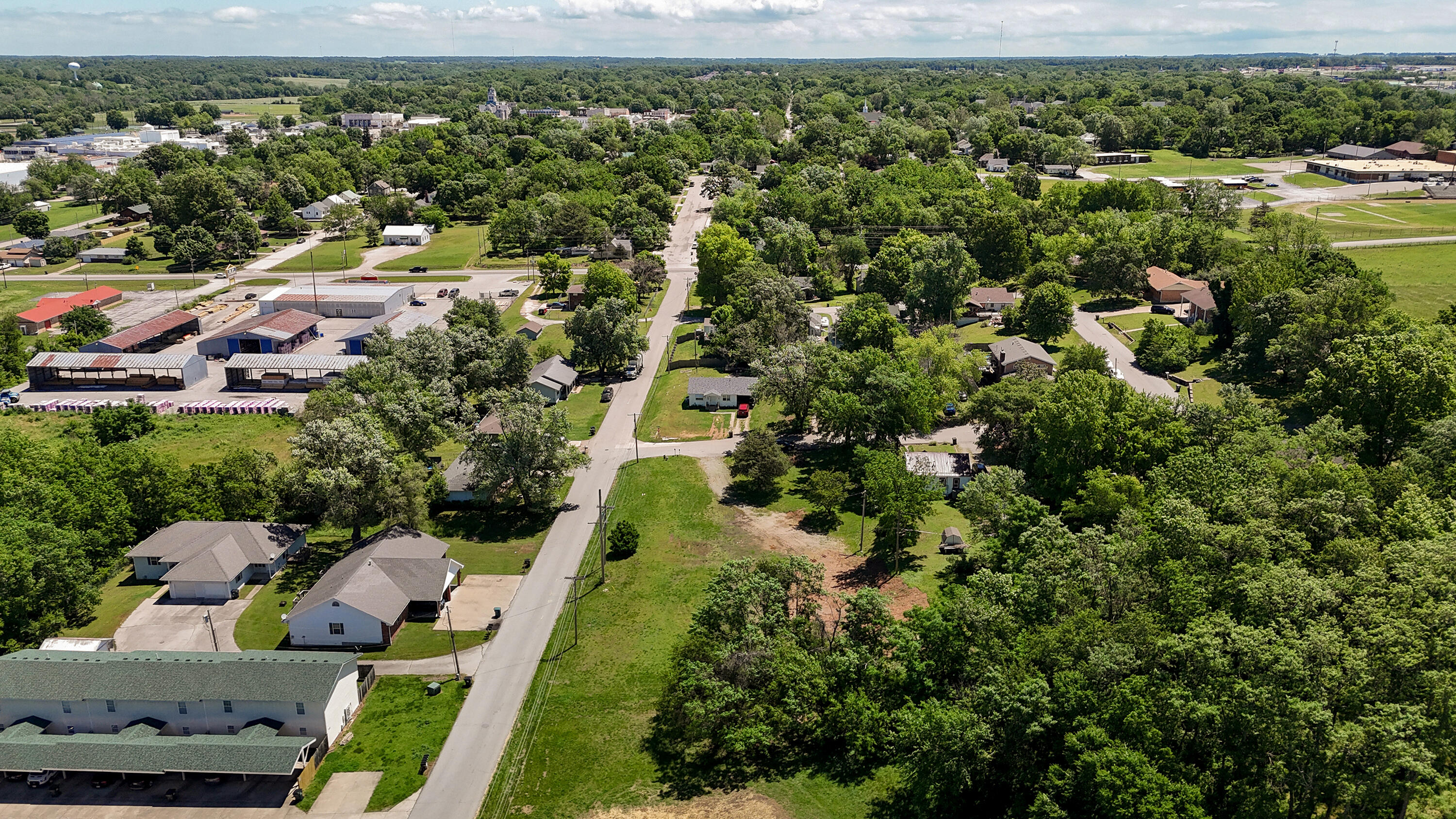 Tracks 2&3 Gibbs Property Photo 6