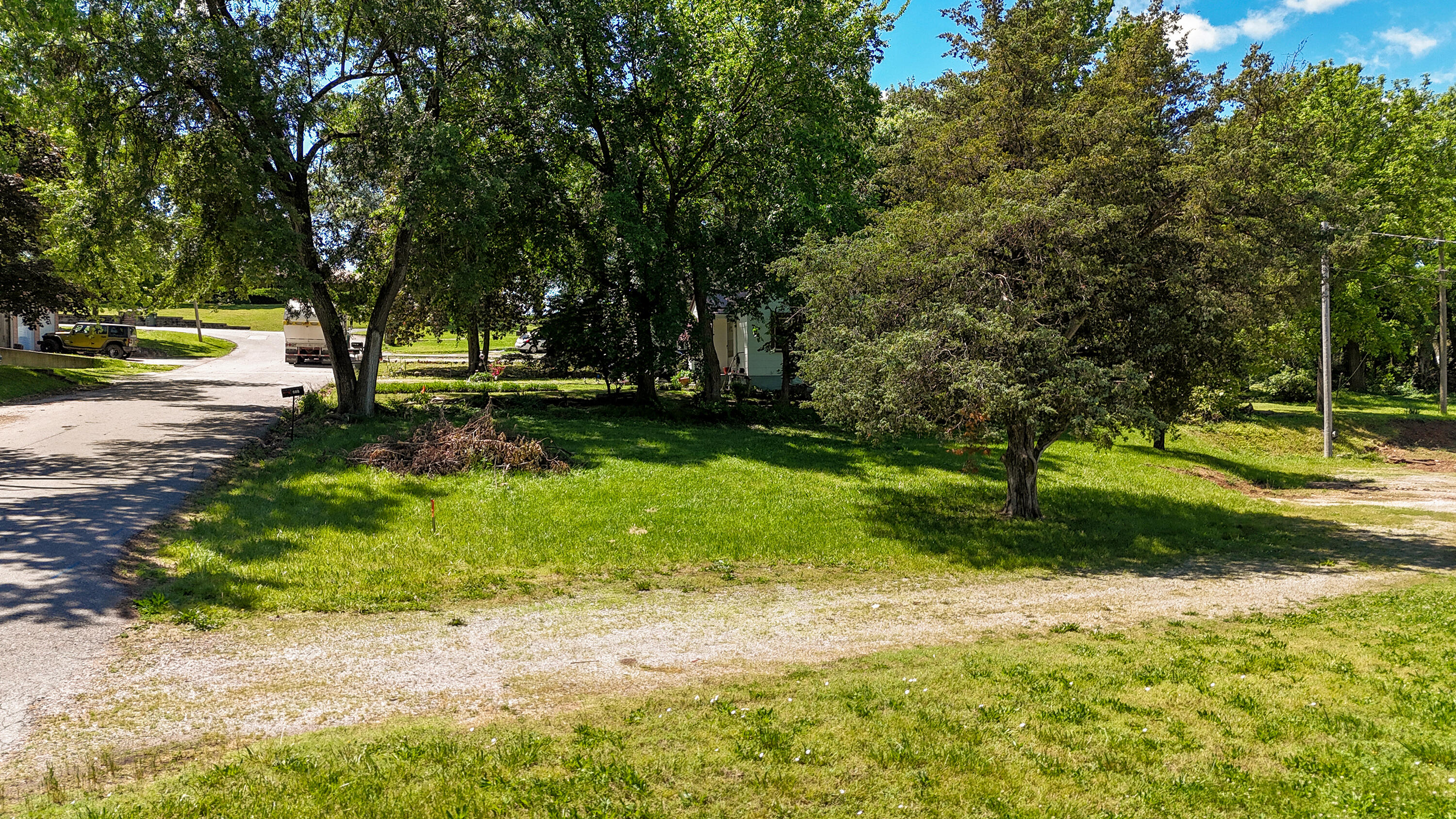 Tracks 2&3 Gibbs Property Photo 8
